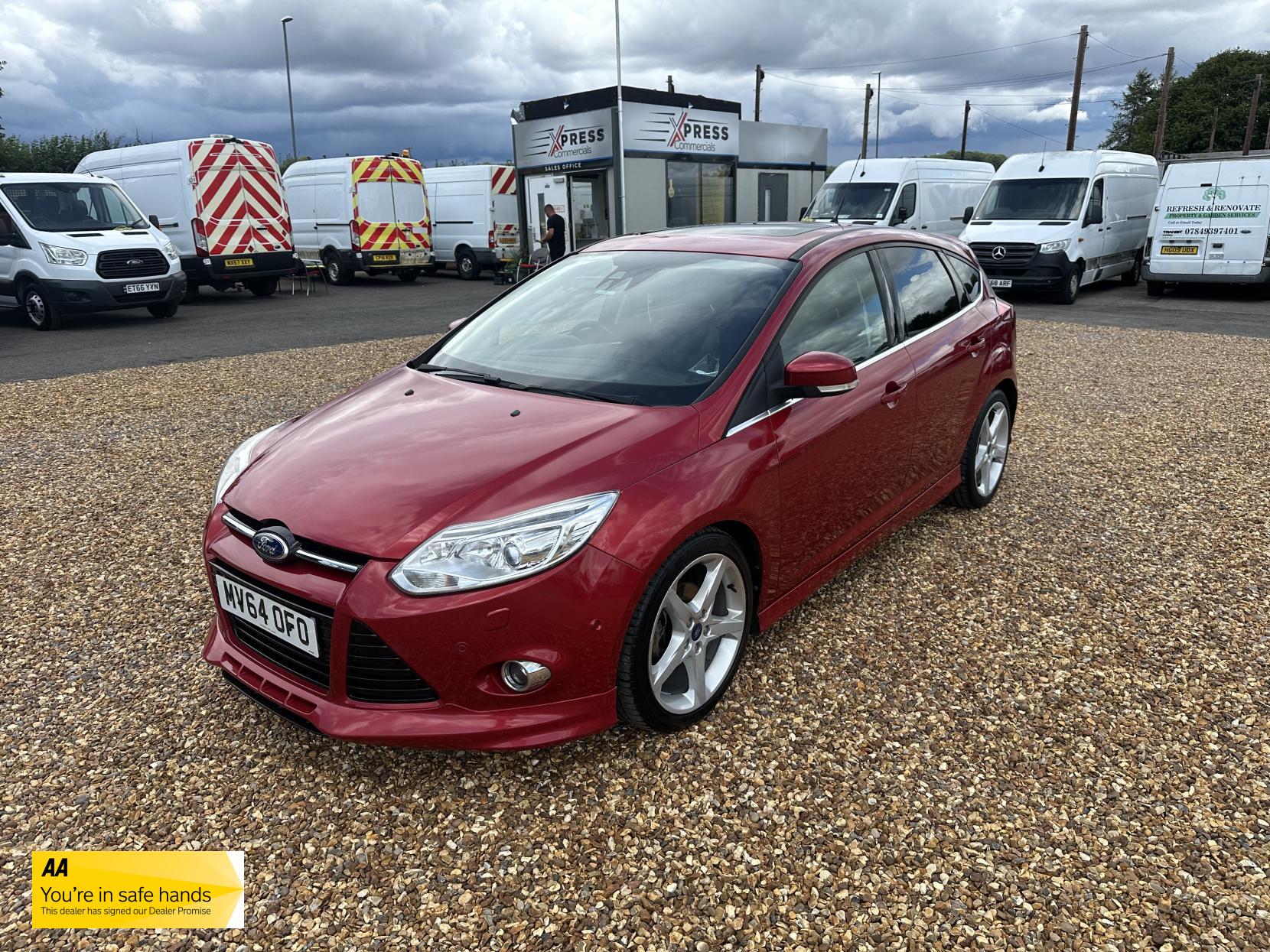 Ford Focus 1.6 TDCi Titanium X Hatchback 5dr Diesel Manual Euro 5 (s/s) (115 ps)