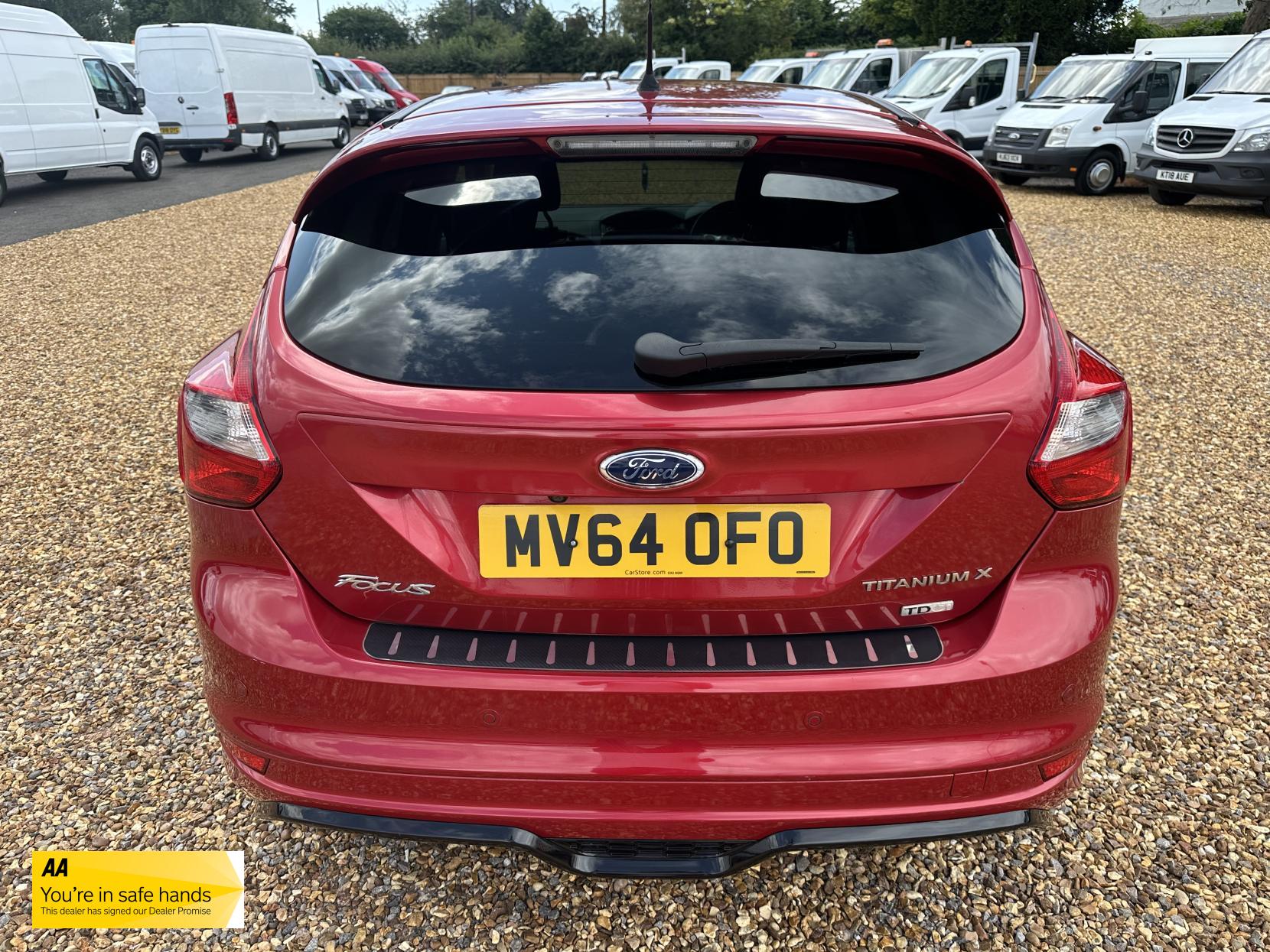Ford Focus 1.6 TDCi Titanium X Hatchback 5dr Diesel Manual Euro 5 (s/s) (115 ps)