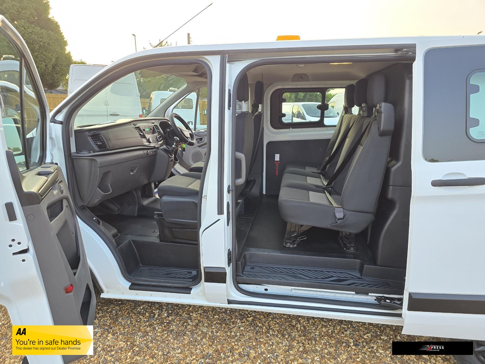 Ford Transit Custom Transit Custom 2.0 280 EcoBlue Crew Van Double Cab 5dr Diesel Manual L1 H1 Euro 6 (5 Seat) (105 ps)