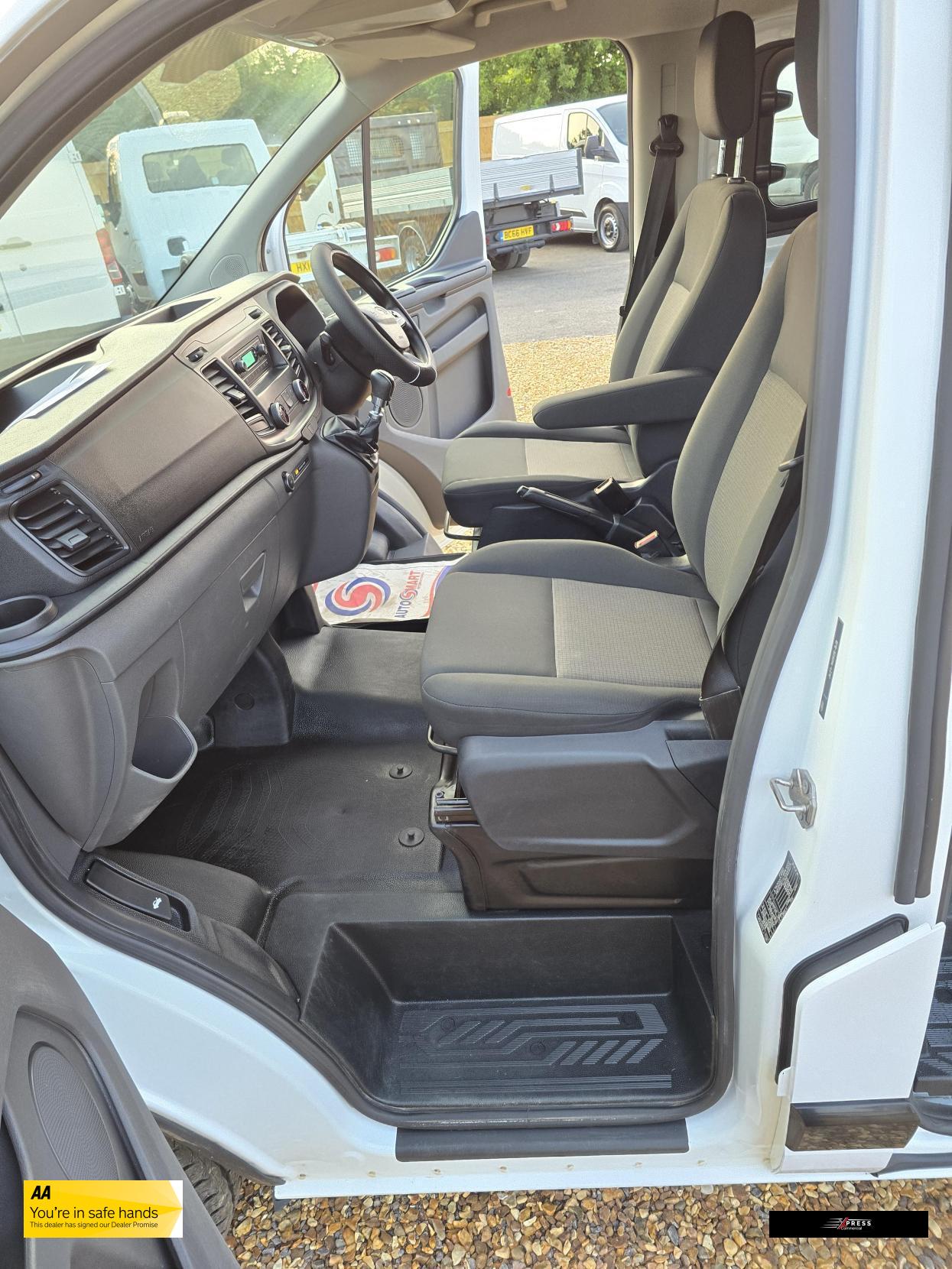 Ford Transit Custom Transit Custom 2.0 280 EcoBlue Crew Van Double Cab 5dr Diesel Manual L1 H1 Euro 6 (5 Seat) (105 ps)