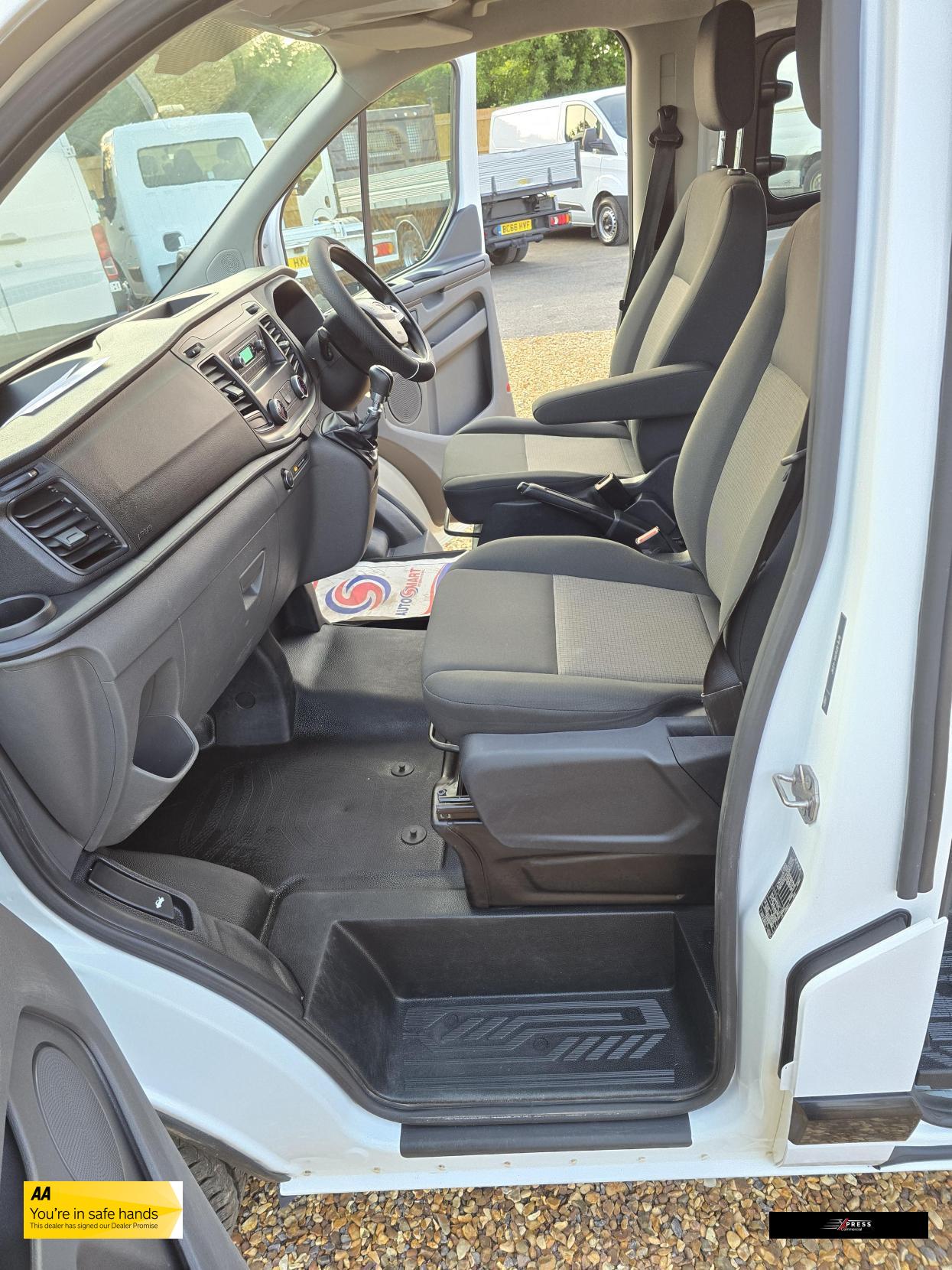 Ford Transit Custom Transit Custom 2.0 280 EcoBlue Crew Van Double Cab 5dr Diesel Manual L1 H1 Euro 6 (5 Seat) (105 ps)