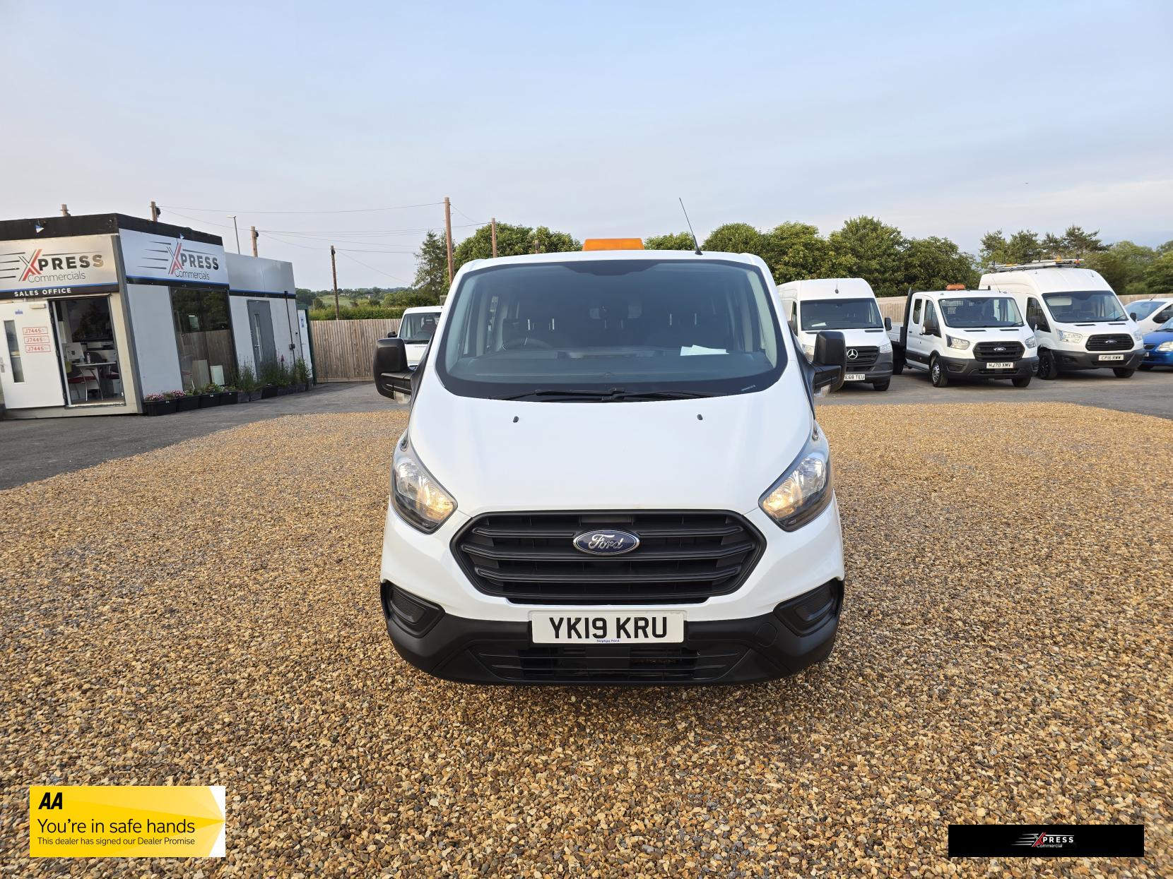 Ford Transit Custom Transit Custom 2.0 280 EcoBlue Crew Van Double Cab 5dr Diesel Manual L1 H1 Euro 6 (5 Seat) (105 ps)