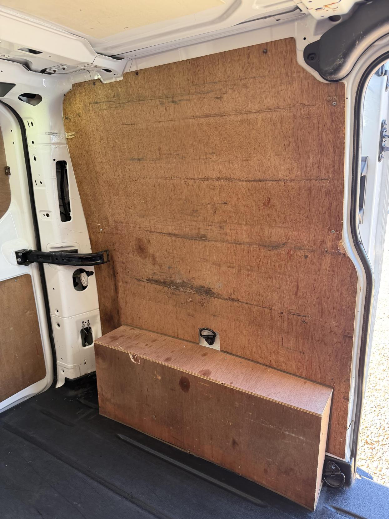 2016 Ford Transit Custom 2.2 TDCi 270 Trend Panel Van 5dr Diesel Manual L1 H1 (186 g/km, 123 bhp) - Thumbnail 24