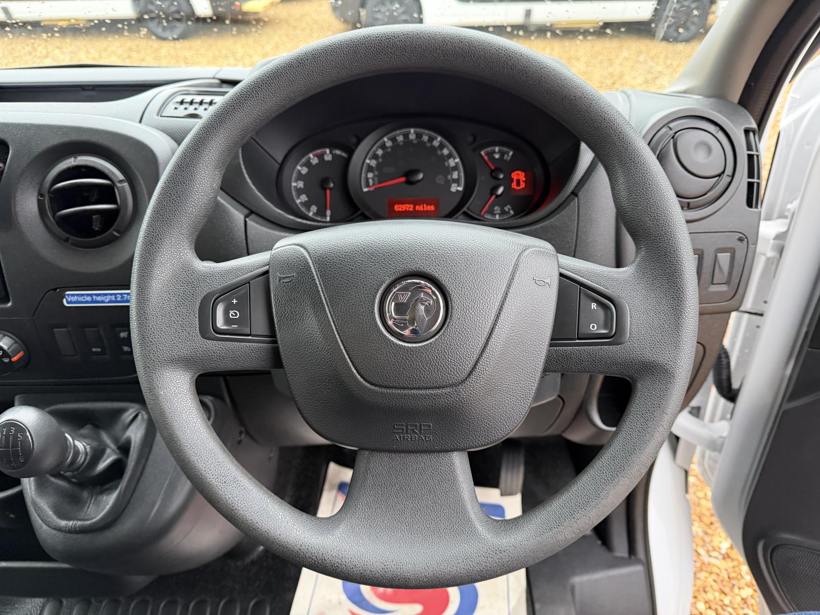 Vauxhall Movano 2.3 CDTi 3500 Panel Van 5dr Diesel Manual FWD L2 H2 Euro 6 (130 ps)