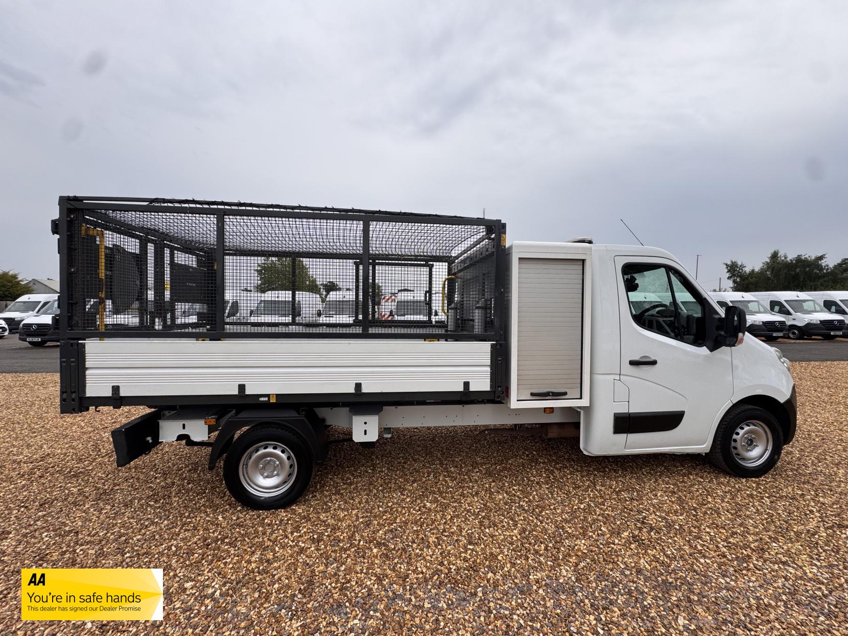 Vauxhall Movano 2.3 CDTi 3500 BiTurbo ecoFLEX Chassis Cab 2dr Diesel Manual FWD L3 H1 Euro 5 (s/s) (136 ps)
