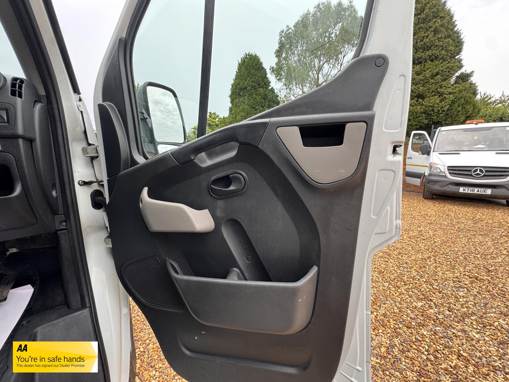Vauxhall Movano 2.3 CDTi 3500 BiTurbo ecoFLEX Chassis Cab 2dr Diesel Manual FWD L3 H1 Euro 5 (s/s) (136 ps)