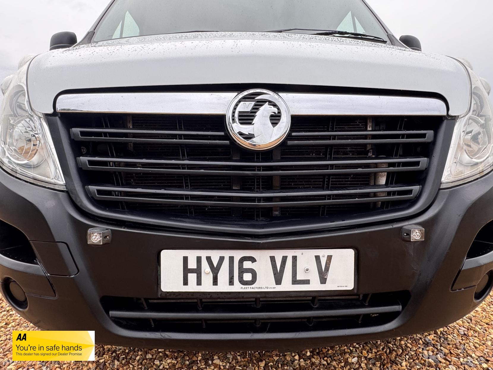 Vauxhall Movano 2.3 CDTi 3500 BiTurbo ecoFLEX Chassis Cab 2dr Diesel Manual FWD L3 H1 Euro 5 (s/s) (136 ps)