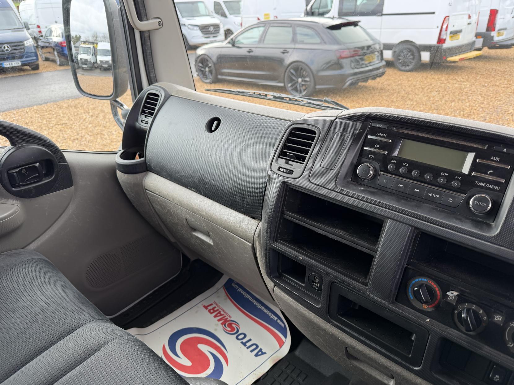 Nissan NT400 Cabstar DCI 35.14 TIPPER