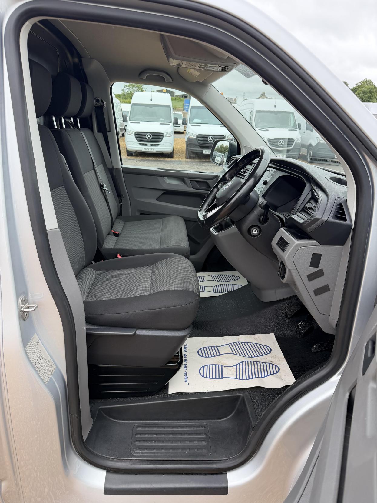 2021 Volkswagen Transporter 2.0 TDI T28 Startline Panel Van 5dr Diesel Manual FWD SWB Euro 6 (s/s) (110 ps) - Thumbnail 16