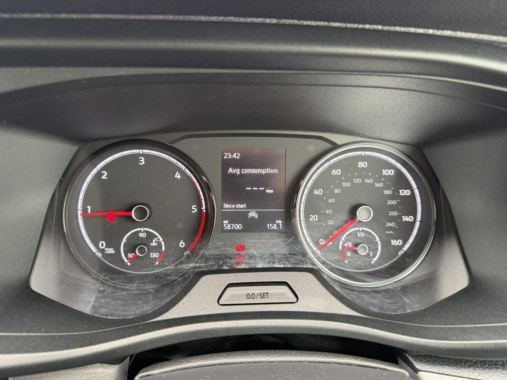 2021 Volkswagen Transporter 2.0 TDI T28 Startline Panel Van 5dr Diesel Manual FWD SWB Euro 6 (s/s) (110 ps) - Thumbnail 35