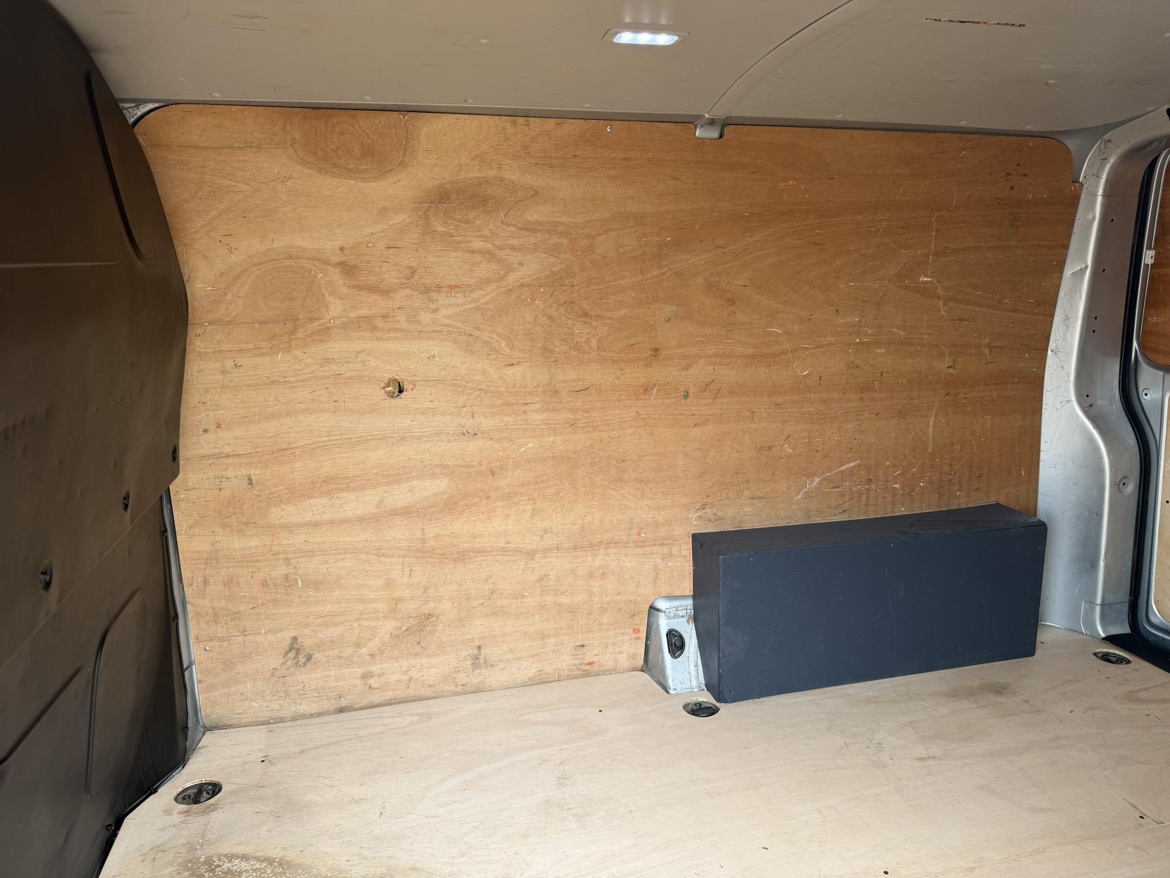 2021 Volkswagen Transporter 2.0 TDI T28 Startline Panel Van 5dr Diesel Manual FWD SWB Euro 6 (s/s) (110 ps) - Thumbnail 18