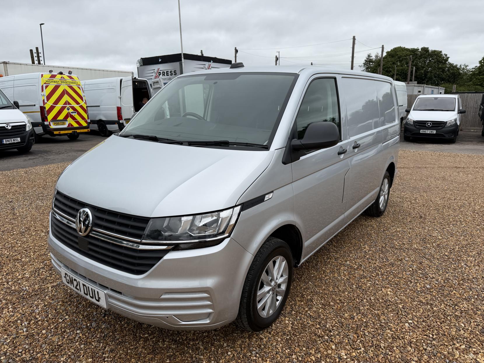 2021 Volkswagen Transporter 2.0 TDI T28 Startline Panel Van 5dr Diesel Manual FWD SWB Euro 6 (s/s) (110 ps) - Thumbnail 7