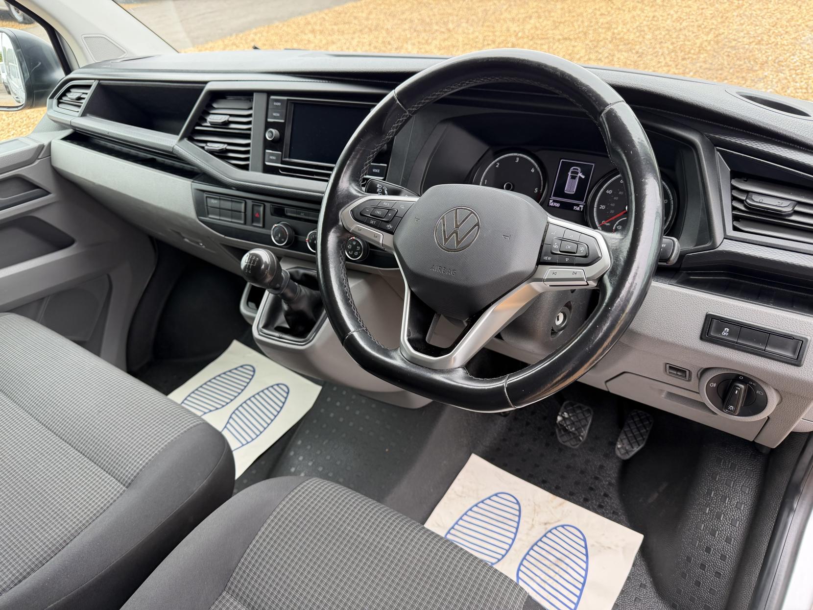 2021 Volkswagen Transporter 2.0 TDI T28 Startline Panel Van 5dr Diesel Manual FWD SWB Euro 6 (s/s) (110 ps) - Thumbnail 2
