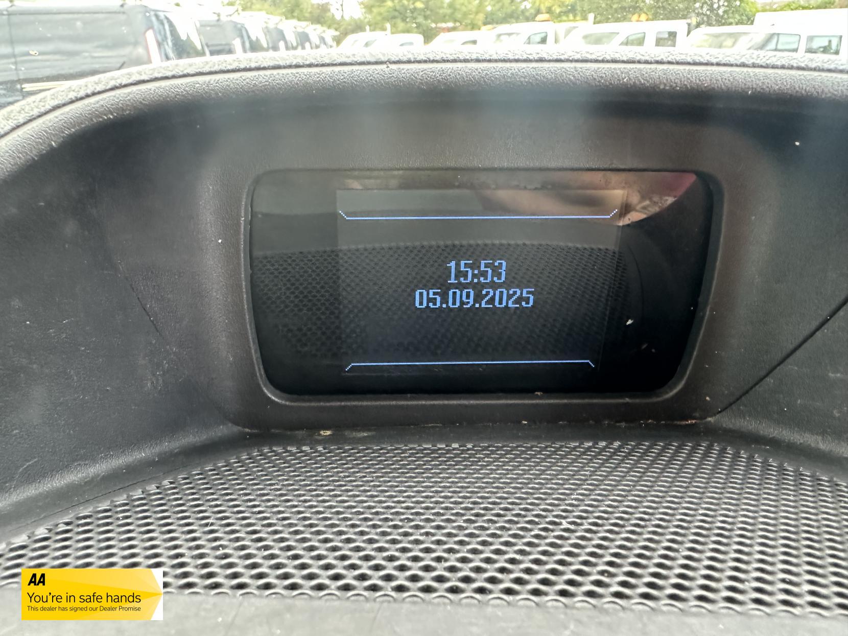 Ford Transit Custom 2.2 TDCi 330 Trend Panel Van 5dr Diesel Manual L2 H1 (197 g/km, 123 bhp)