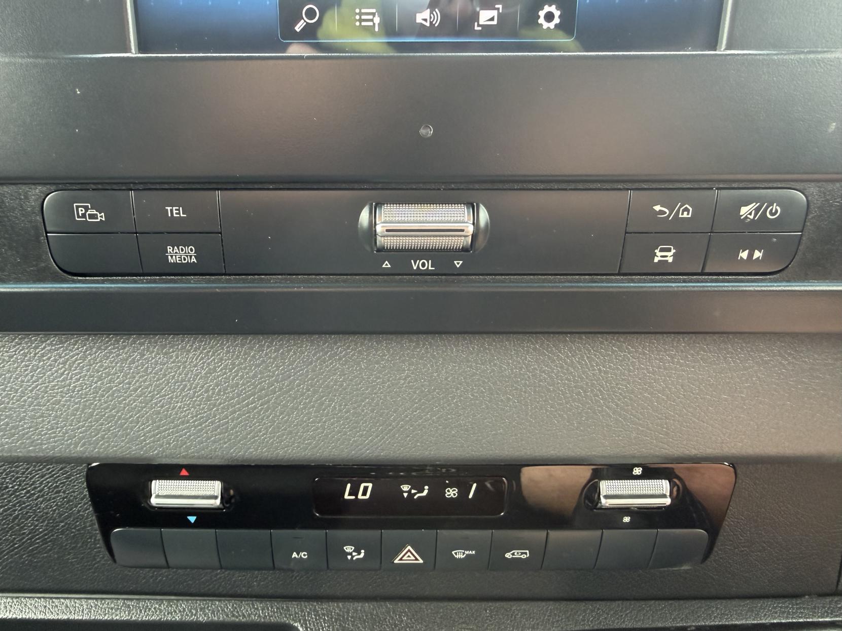 2019 Mercedes-Benz Sprinter 2.1 316 CDI Panel Van 5dr Diesel Manual RWD L2 H2 Euro 6 (163 ps) - Thumbnail 23