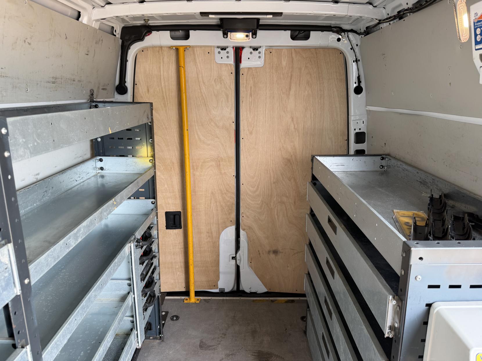 2019 Mercedes-Benz Sprinter 2.1 316 CDI Panel Van 5dr Diesel Manual RWD L2 H2 Euro 6 (163 ps) - Thumbnail 39