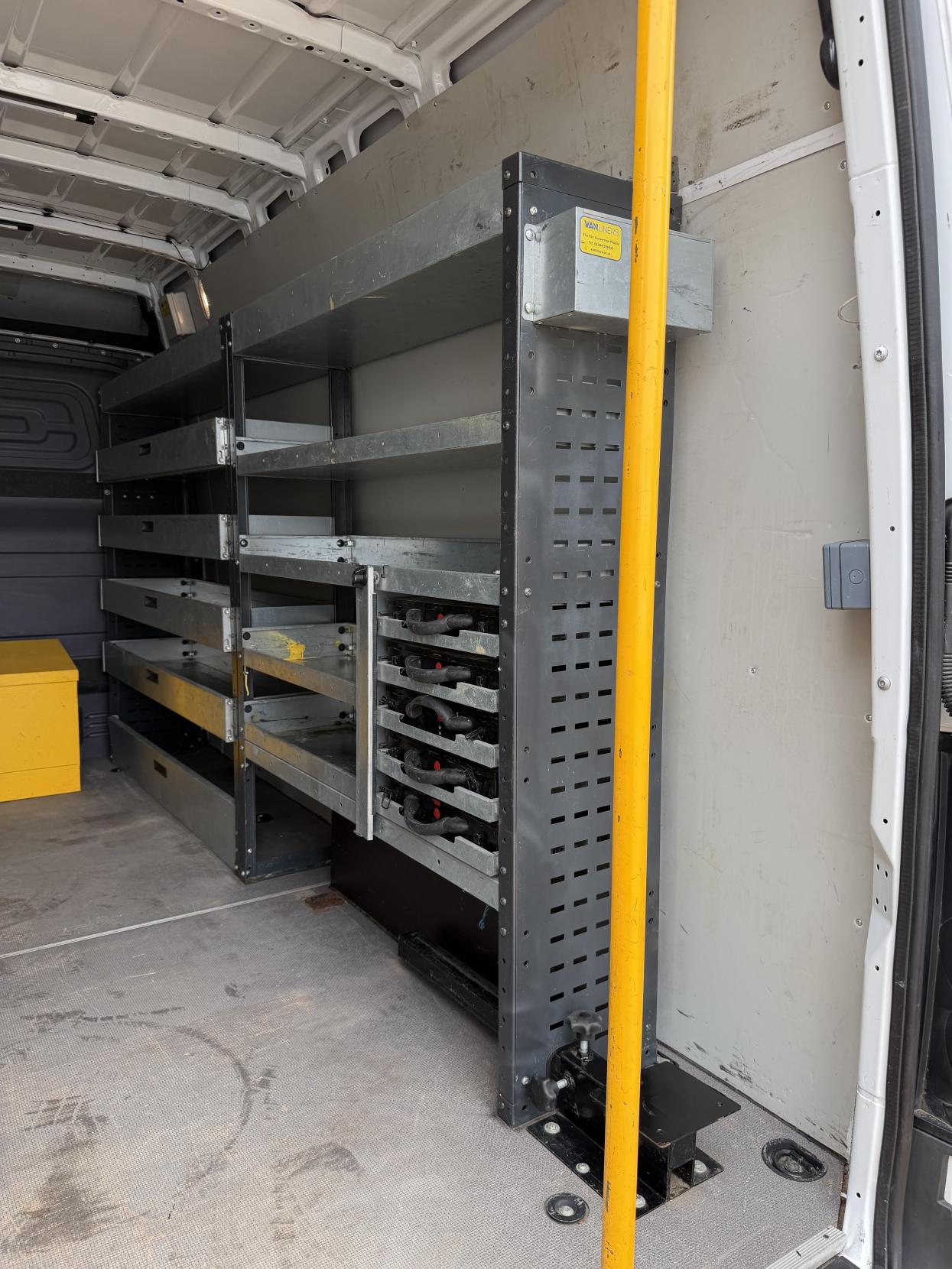 2019 Mercedes-Benz Sprinter 2.1 316 CDI Panel Van 5dr Diesel Manual RWD L2 H2 Euro 6 (163 ps) - Thumbnail 51