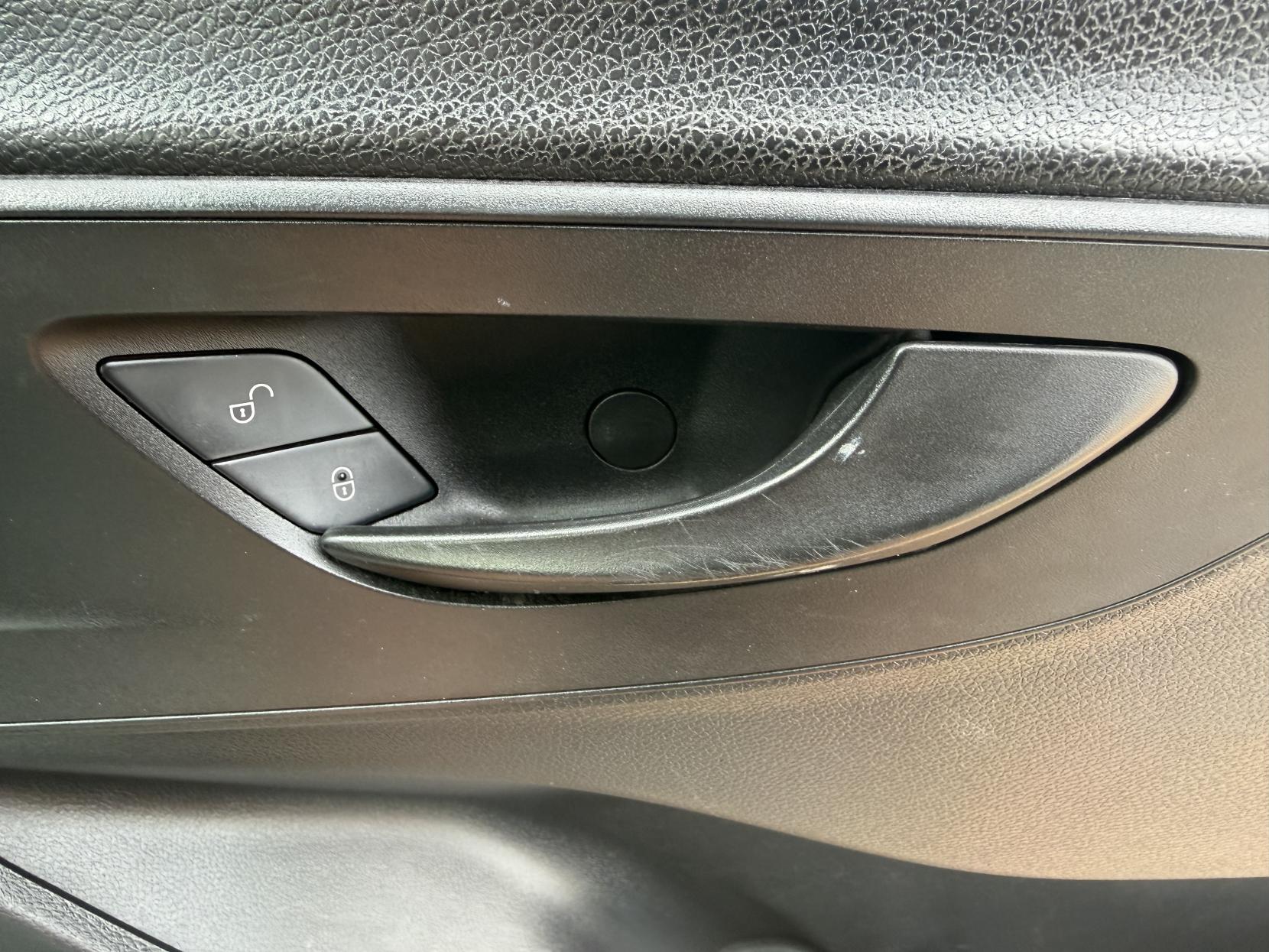 2019 Mercedes-Benz Sprinter 2.1 316 CDI Panel Van 5dr Diesel Manual RWD L2 H2 Euro 6 (163 ps) - Thumbnail 19