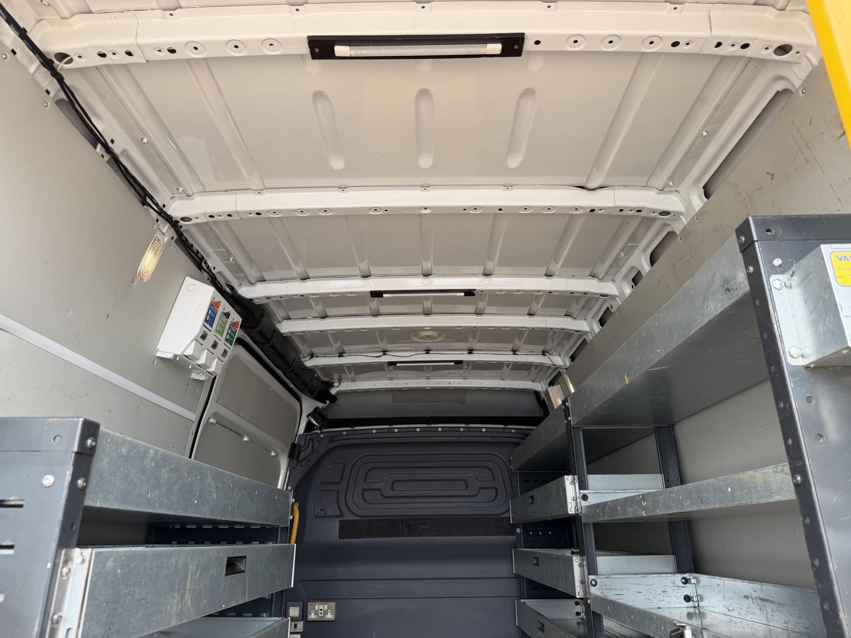 2019 Mercedes-Benz Sprinter 2.1 316 CDI Panel Van 5dr Diesel Manual RWD L2 H2 Euro 6 (163 ps) - Thumbnail 50