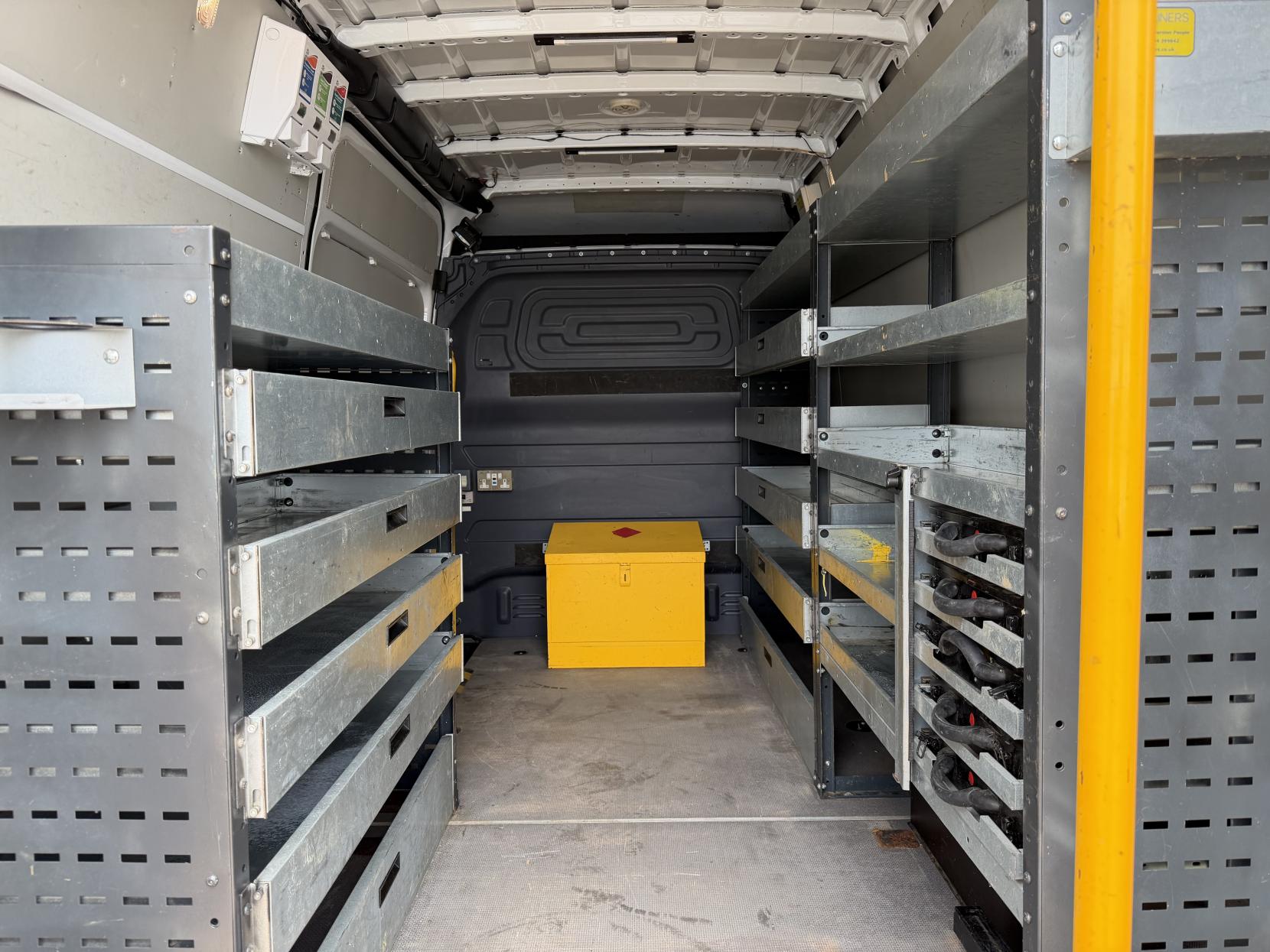 2019 Mercedes-Benz Sprinter 2.1 316 CDI Panel Van 5dr Diesel Manual RWD L2 H2 Euro 6 (163 ps) - Thumbnail 48