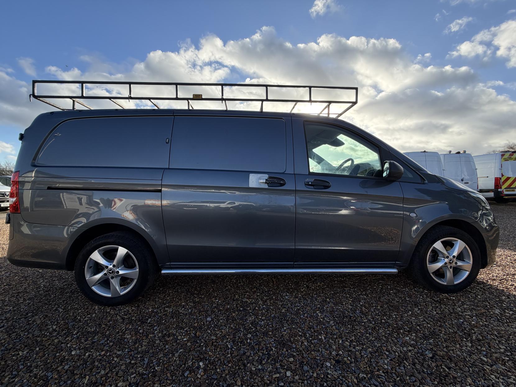 Mercedes-Benz Vito 2.1 116 CDI BlueTEC Sport Panel Van 5dr Diesel Manual RWD L2 Euro 6 (s/s) (163 ps)