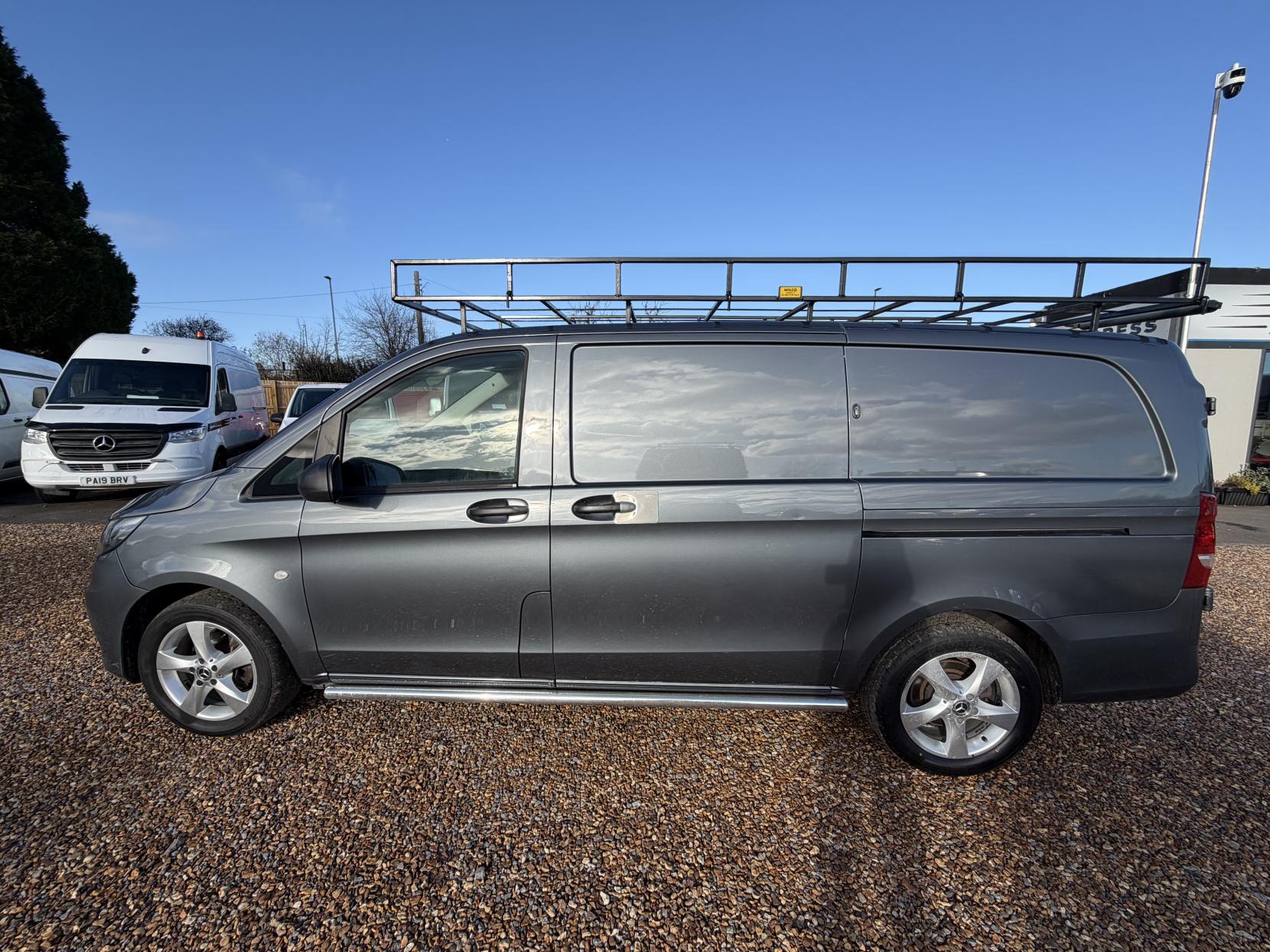 Mercedes-Benz Vito 2.1 116 CDI BlueTEC Sport Panel Van 5dr Diesel Manual RWD L2 Euro 6 (s/s) (163 ps)