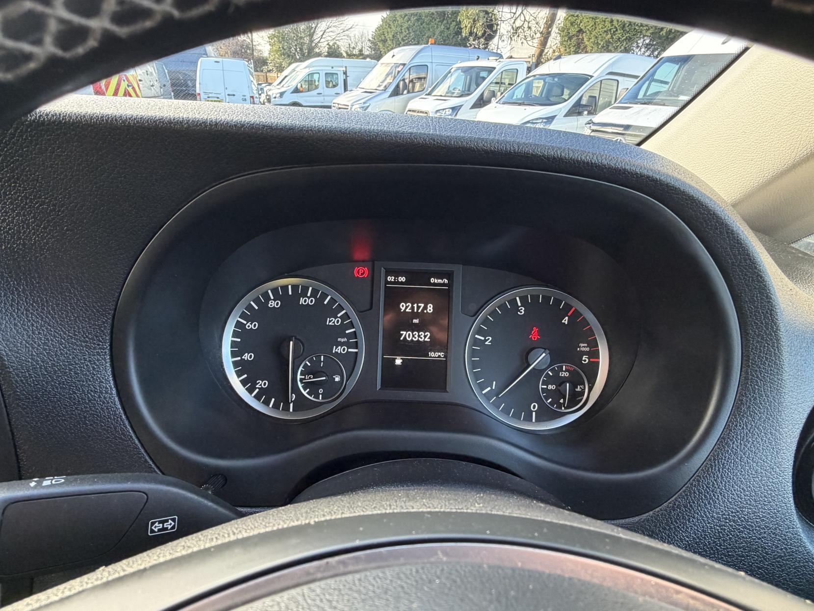 Mercedes-Benz Vito 2.1 116 CDI BlueTEC Sport Panel Van 5dr Diesel Manual RWD L2 Euro 6 (s/s) (163 ps)