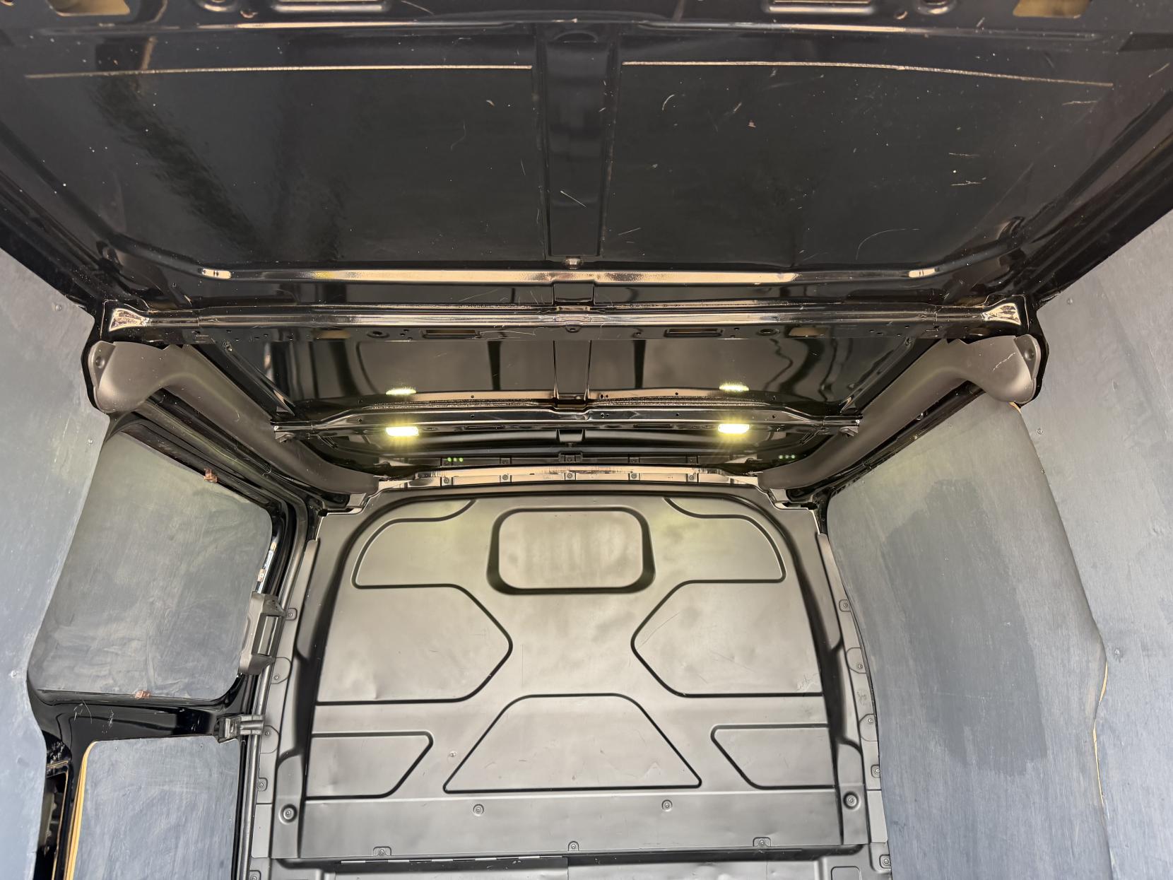 2016 Ford Transit Custom 2.2 TDCi 290 Trend Panel Van 5dr Diesel Manual L1 H1 (186 g/km, 123 bhp) - Thumbnail 45