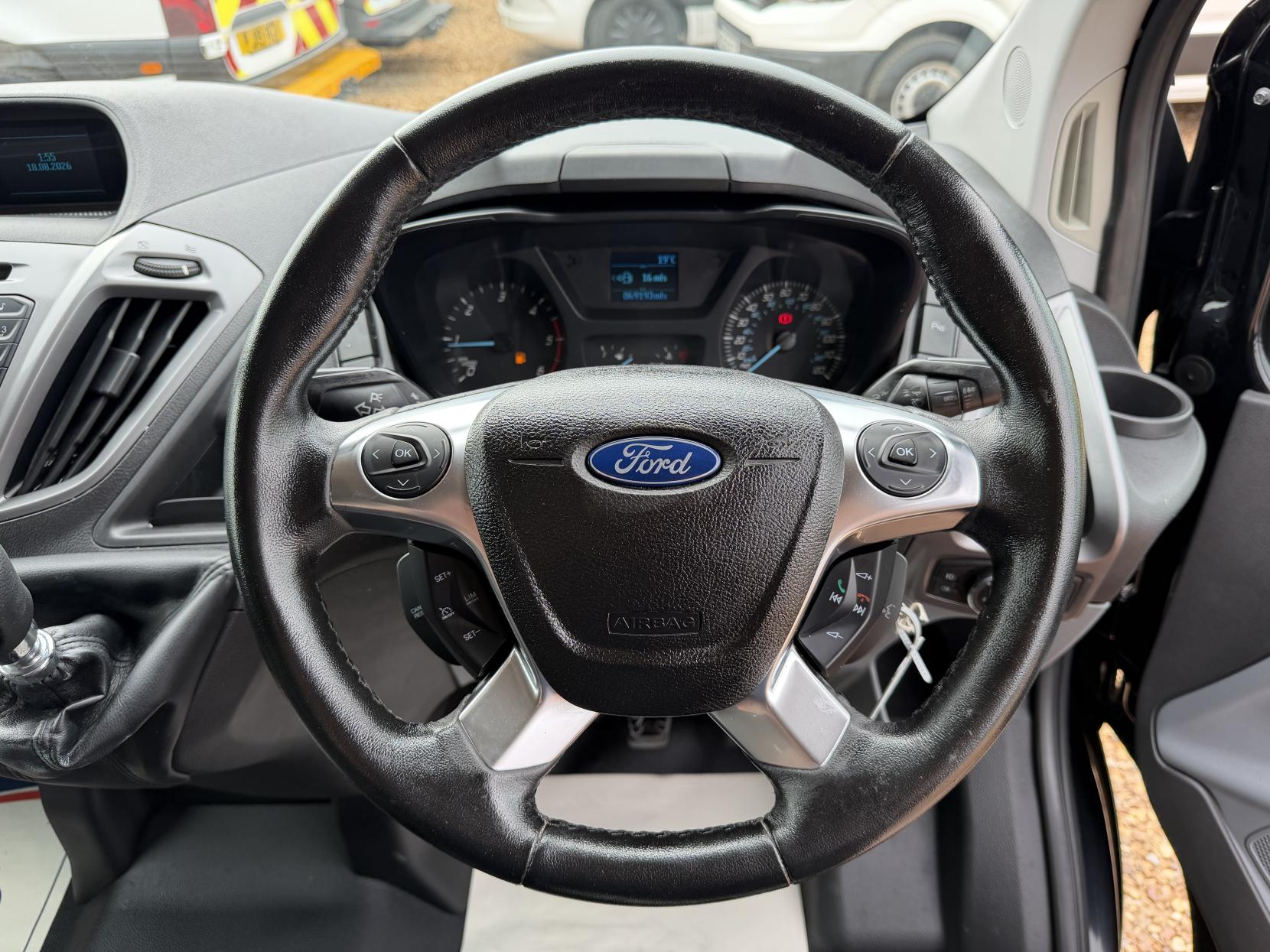 2016 Ford Transit Custom 2.2 TDCi 290 Trend Panel Van 5dr Diesel Manual L1 H1 (186 g/km, 123 bhp) - Thumbnail 19