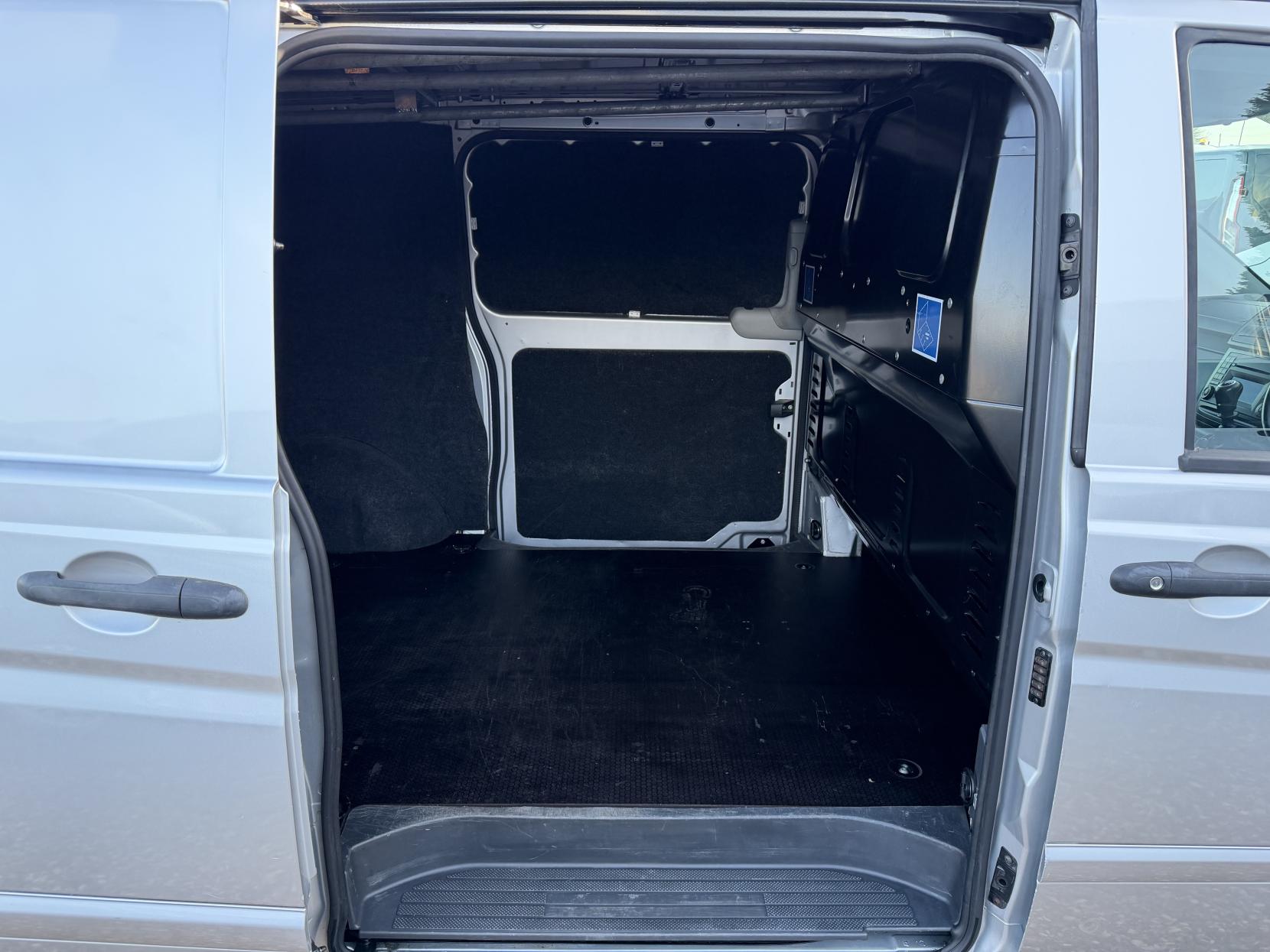 Mercedes-Benz Vito 2.1 116 CDI Sport Panel Van 5dr Diesel Manual L3 (184 g/km, 163 bhp)