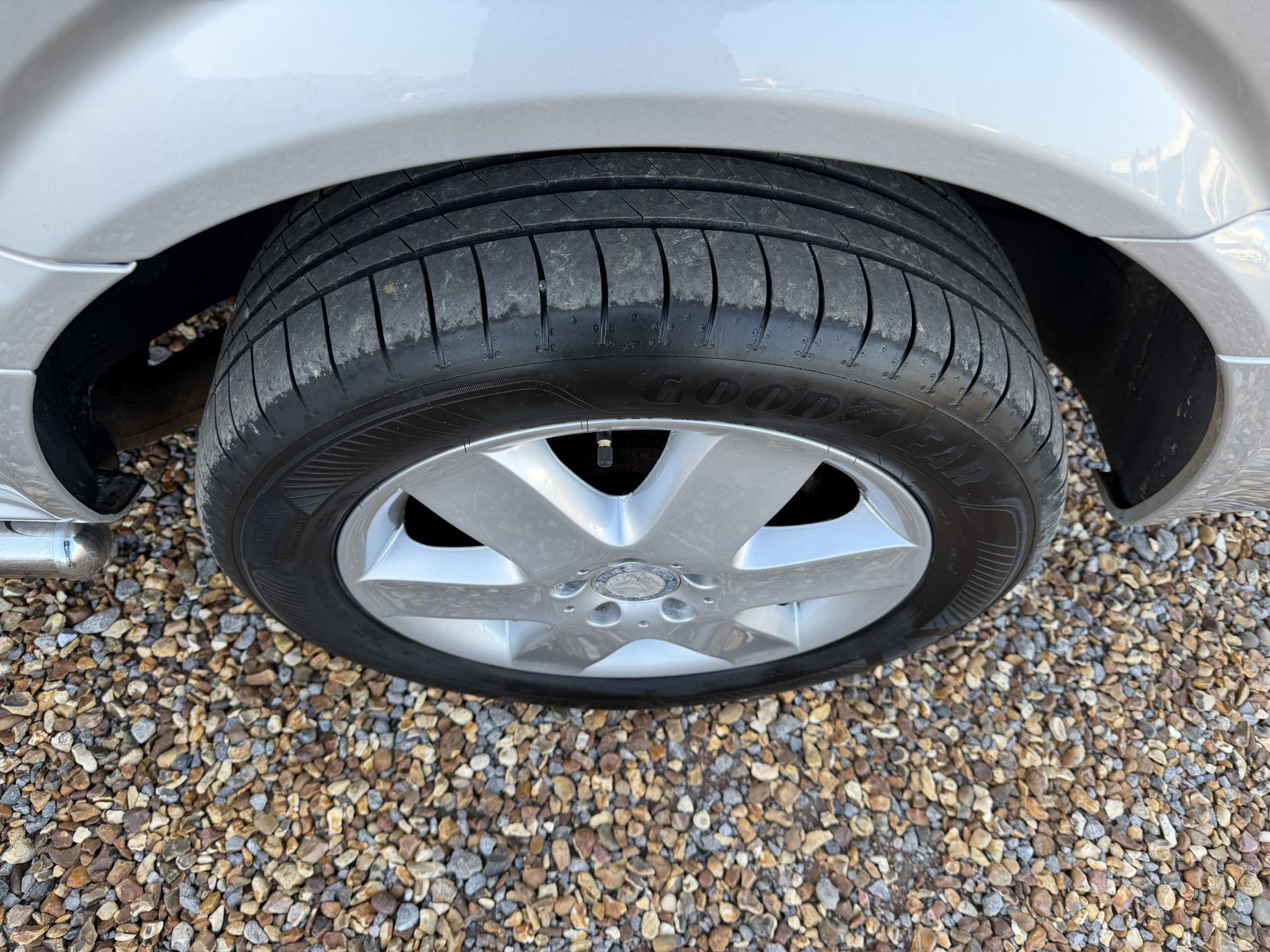 Mercedes-Benz Vito 2.1 116 CDI Sport Panel Van 5dr Diesel Manual L3 (184 g/km, 163 bhp)