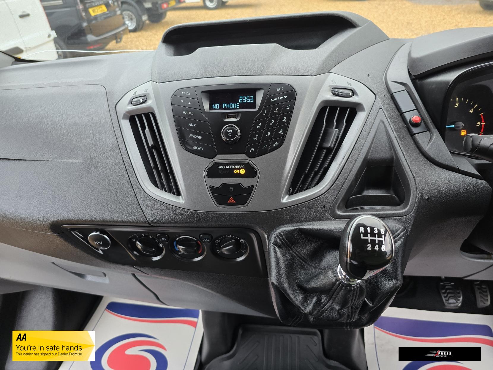 Ford Transit Custom Transit Custom 2.2 TDCi 290 Panel Van 5dr Diesel Manual L1 H1 (186 g/km, 98 bhp)