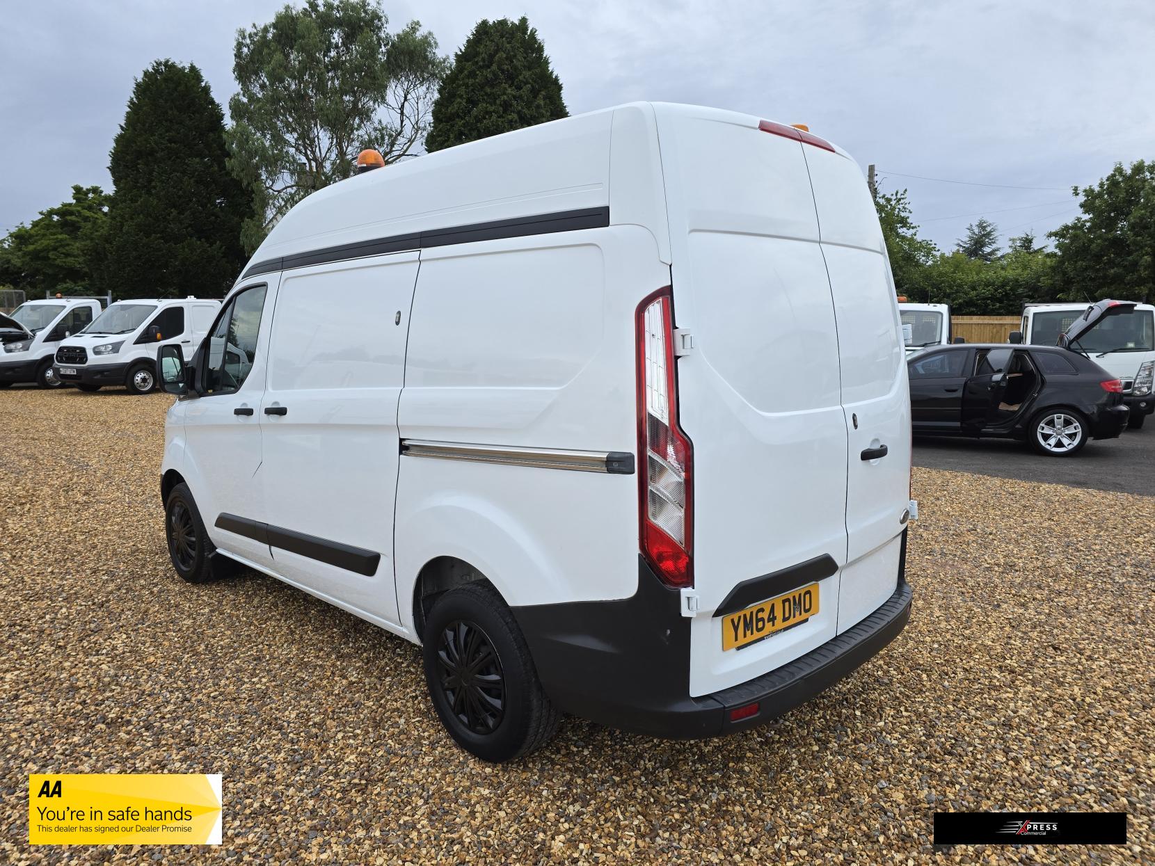 Ford Transit Custom Transit Custom 2.2 TDCi 290 Panel Van 5dr Diesel Manual L1 H1 (186 g/km, 98 bhp)