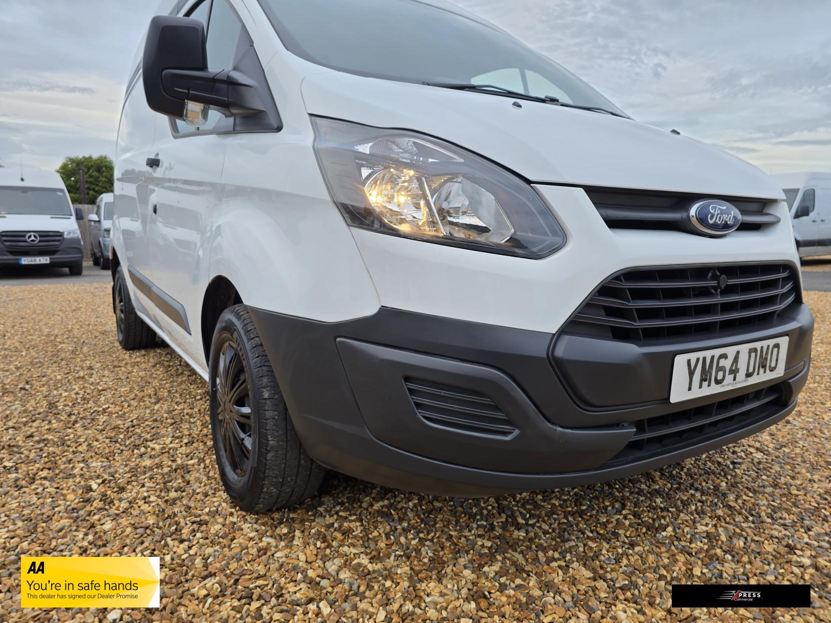 Ford Transit Custom Transit Custom 2.2 TDCi 290 Panel Van 5dr Diesel Manual L1 H1 (186 g/km, 98 bhp)