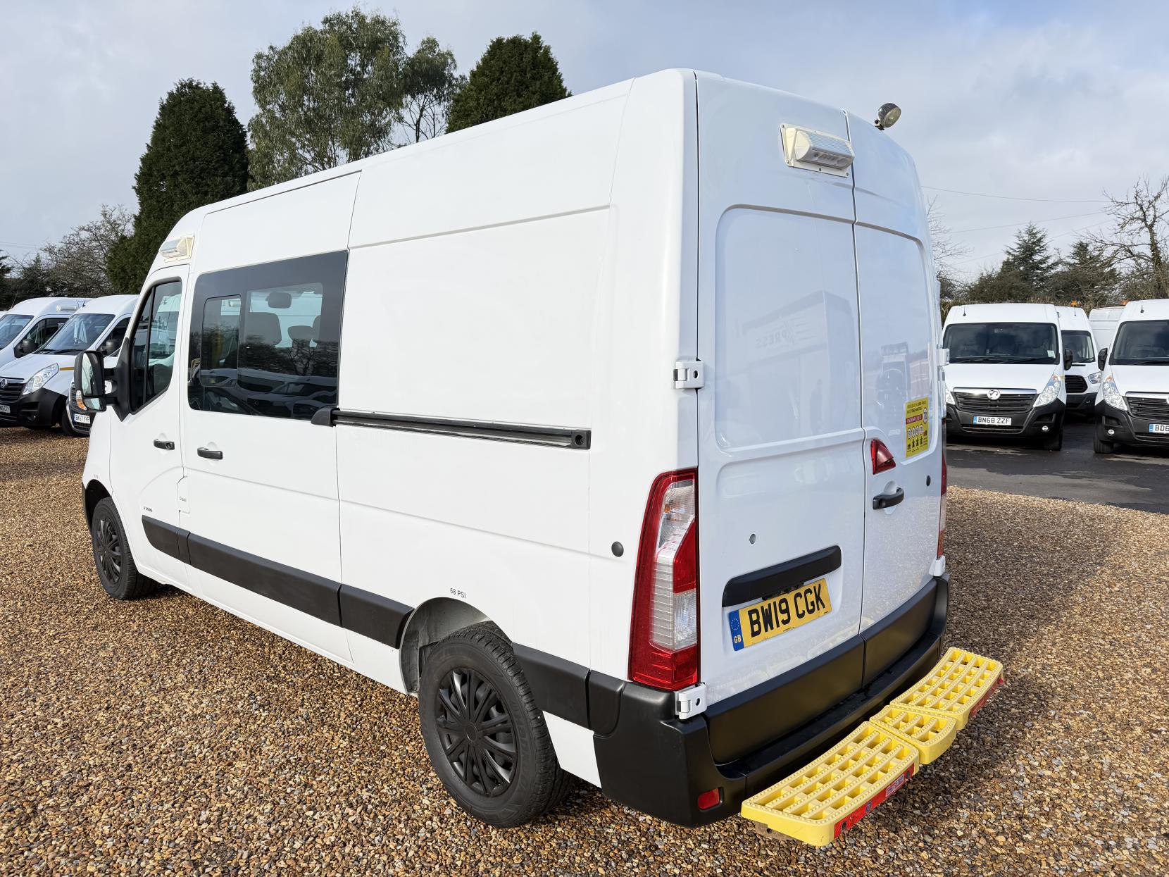 Vauxhall Movano 2.3 CDTi 3500 Panel Van 5dr Diesel Manual FWD L2 H2 Euro 6 (130 ps)