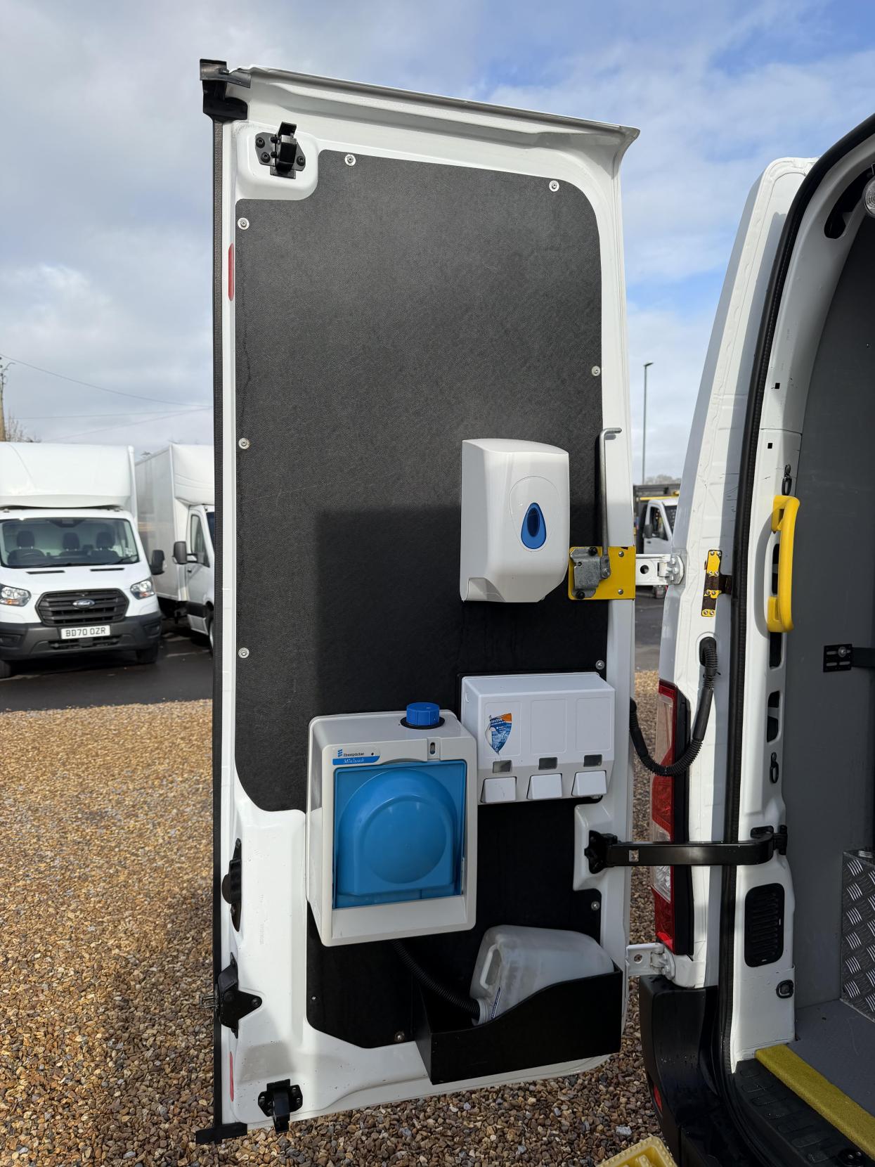 Vauxhall Movano 2.3 CDTi 3500 Panel Van 5dr Diesel Manual FWD L2 H2 Euro 6 (130 ps)