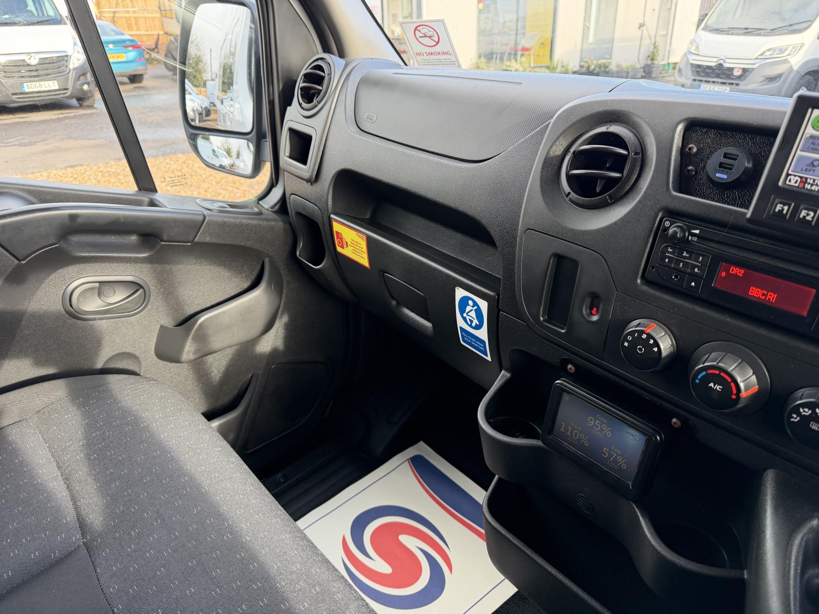 Vauxhall Movano 2.3 CDTi 3500 Panel Van 5dr Diesel Manual FWD L2 H2 Euro 6 (130 ps)