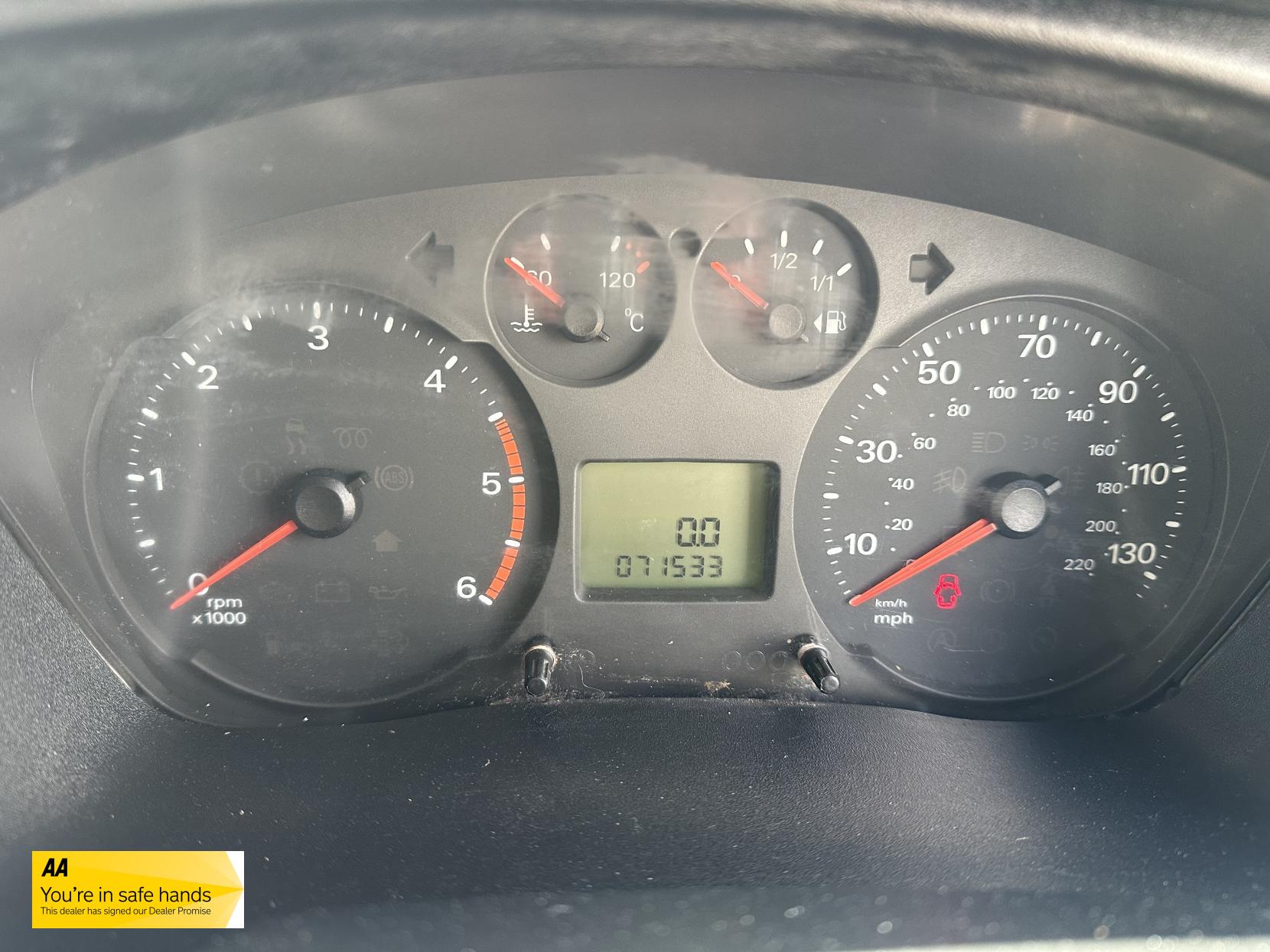 Ford Transit 2.2 TDCi 350 Panel Van 3dr Diesel Manual FWD L2 H3 (209 g/km, 123 bhp)