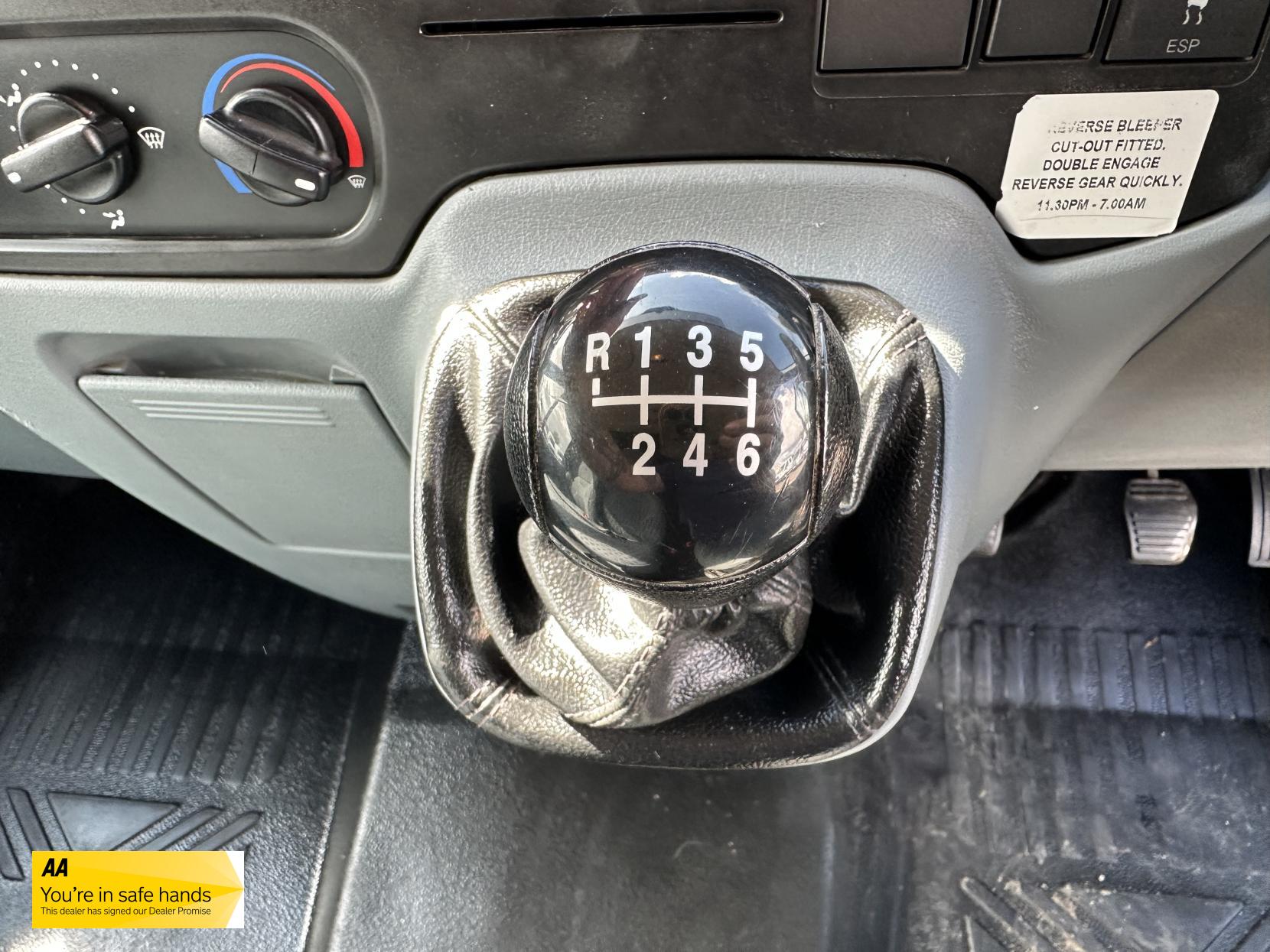 Ford Transit 2.2 TDCi 350 Panel Van 3dr Diesel Manual FWD L2 H3 (209 g/km, 123 bhp)