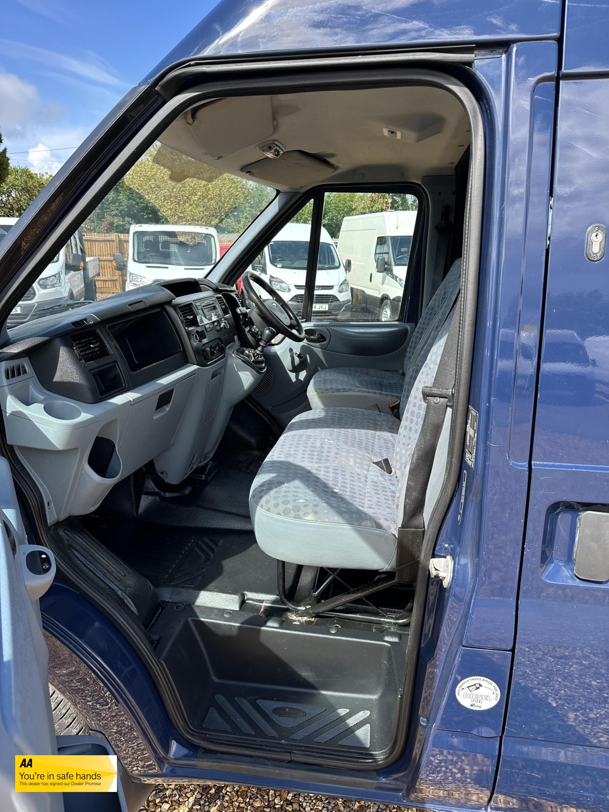 Ford Transit 2.2 TDCi 350 Panel Van 3dr Diesel Manual FWD L2 H3 (209 g/km, 123 bhp)