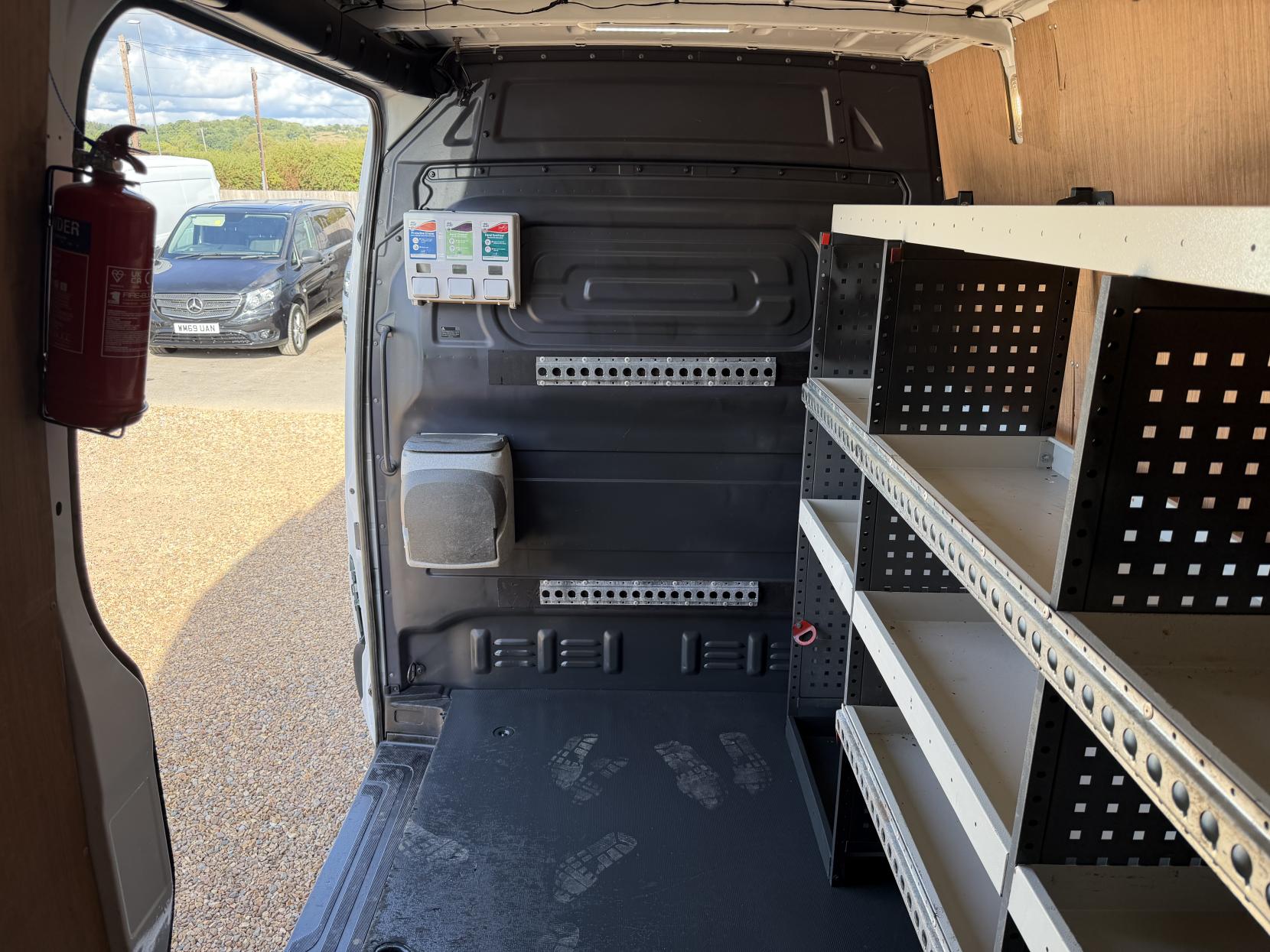 2021 Mercedes-Benz Sprinter 2.1 316 CDI Progressive Panel Van 5dr Diesel Manual RWD L2 H2 Euro 6 (s/s) (163 ps) - Thumbnail 40