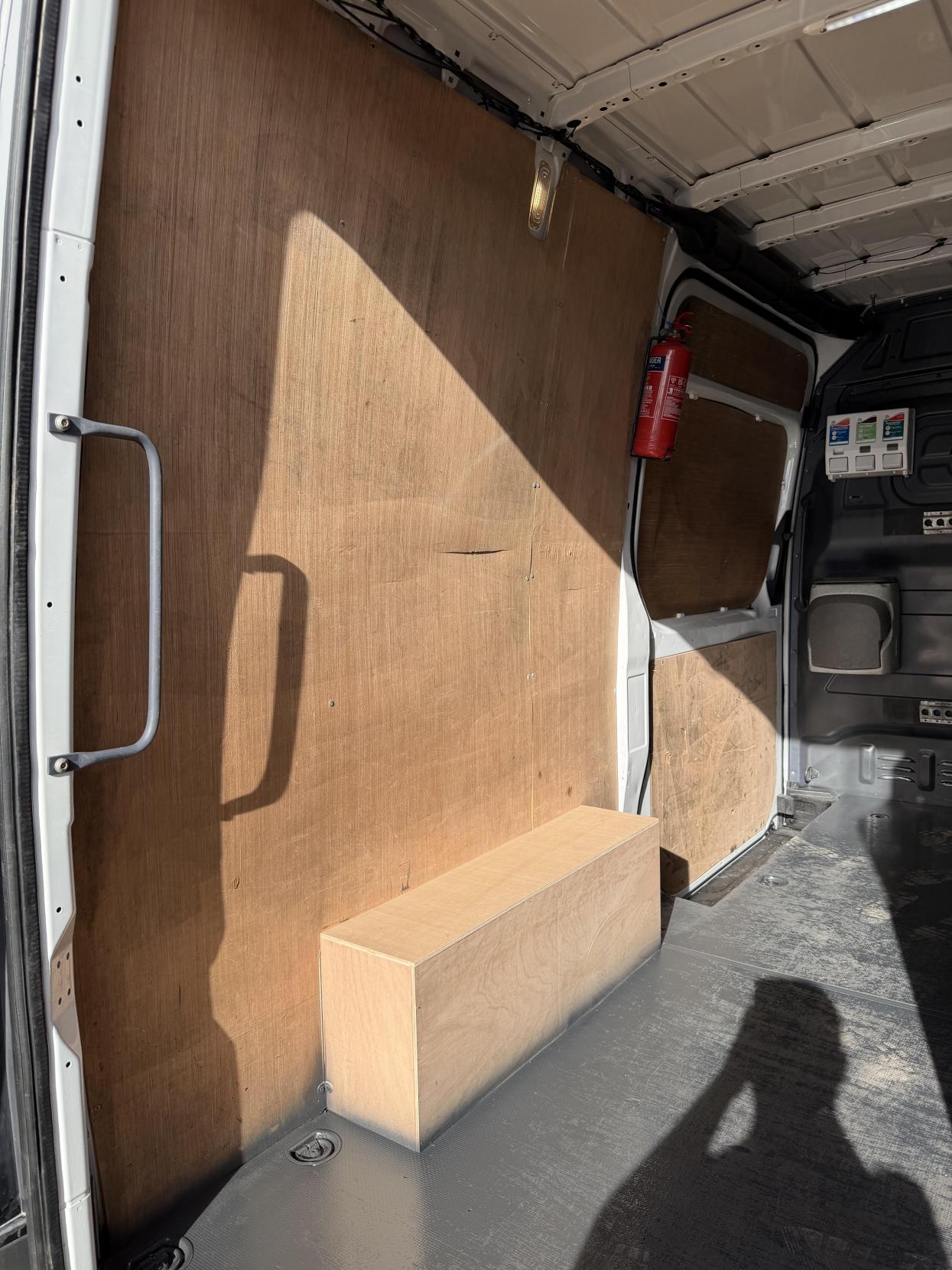 2021 Mercedes-Benz Sprinter 2.1 316 CDI Progressive Panel Van 5dr Diesel Manual RWD L2 H2 Euro 6 (s/s) (163 ps) - Thumbnail 45