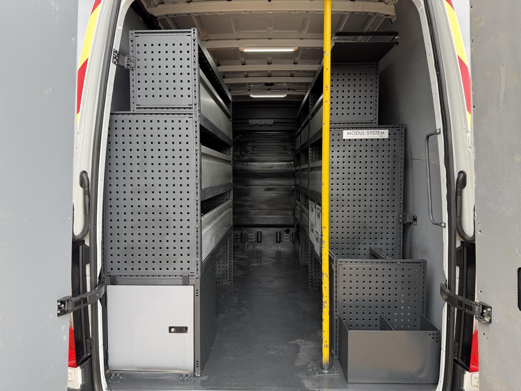 2021 Mercedes-Benz Sprinter 2.1 316 CDI Progressive Panel Van 5dr Diesel Manual RWD L2 H2 Euro 6 (s/s) (163 ps) - Thumbnail 46