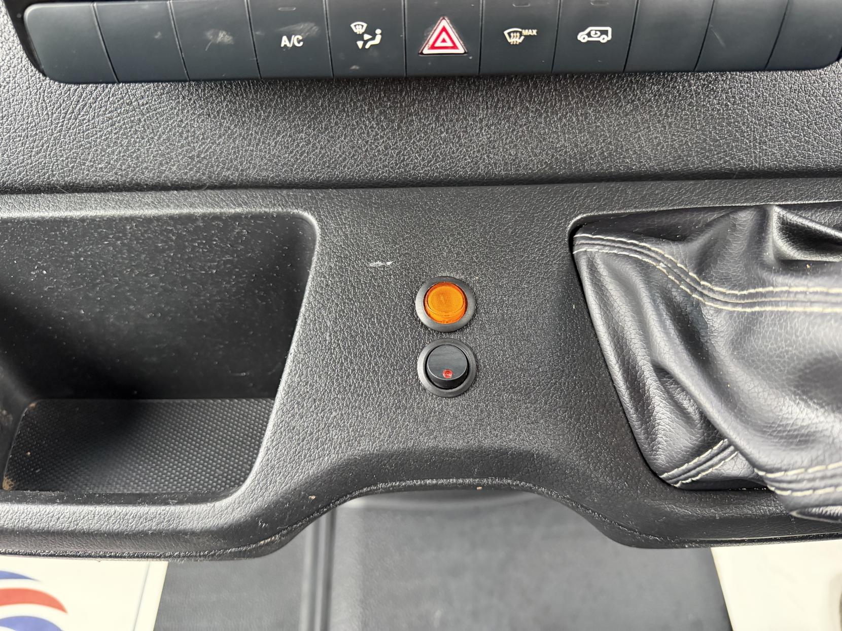 2021 Mercedes-Benz Sprinter 2.1 316 CDI Progressive Panel Van 5dr Diesel Manual RWD L2 H2 Euro 6 (s/s) (163 ps) - Thumbnail 28