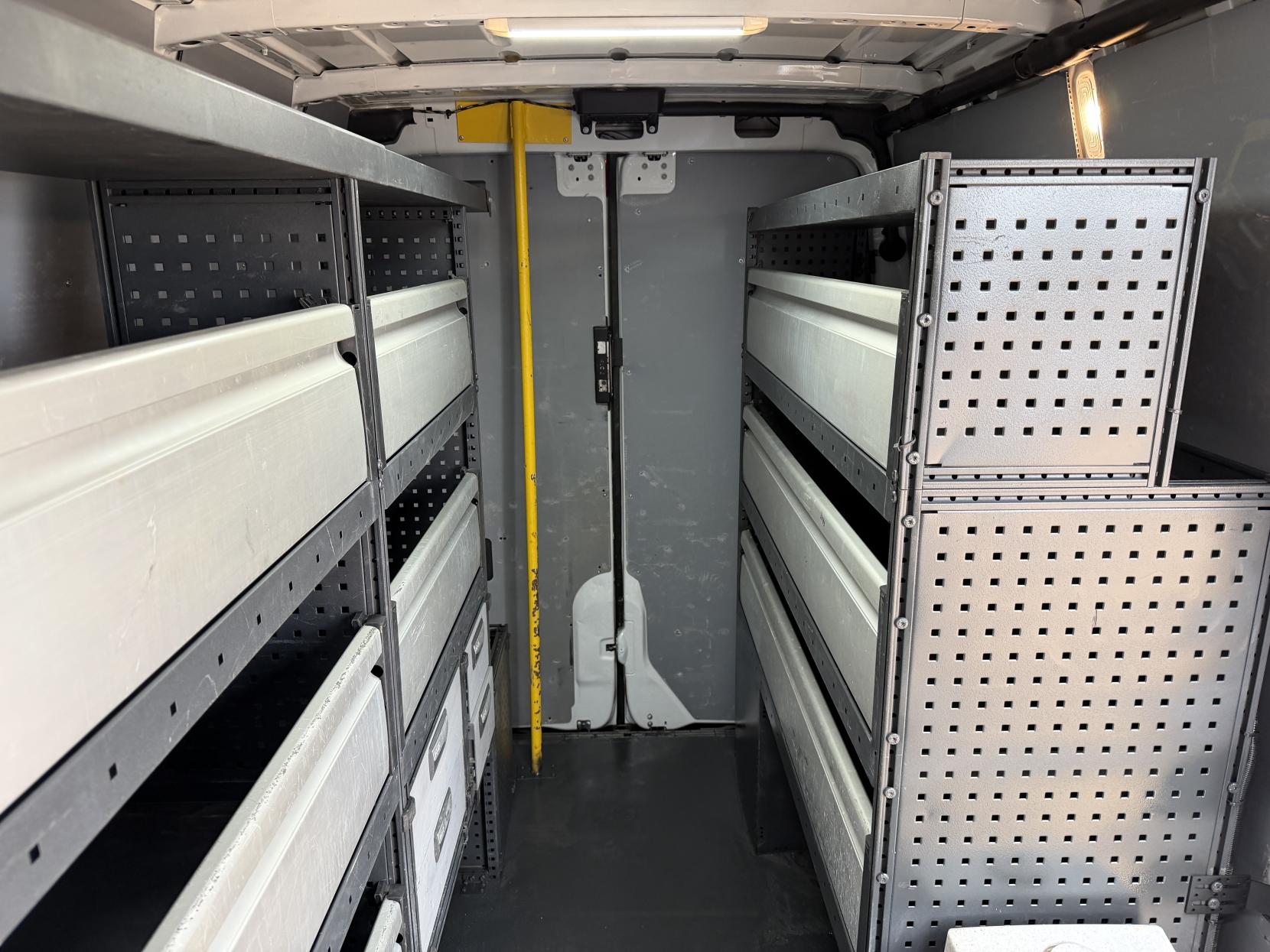 2021 Mercedes-Benz Sprinter 2.1 316 CDI Progressive Panel Van 5dr Diesel Manual RWD L2 H2 Euro 6 (s/s) (163 ps) - Thumbnail 37