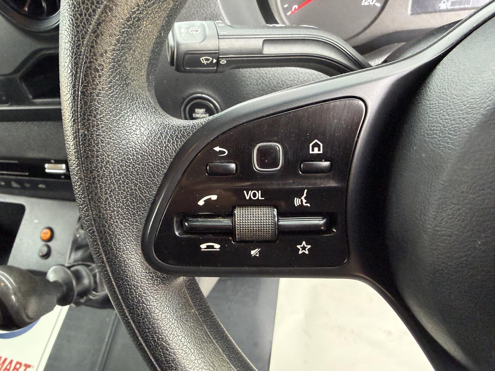 2021 Mercedes-Benz Sprinter 2.1 316 CDI Progressive Panel Van 5dr Diesel Manual RWD L2 H2 Euro 6 (s/s) (163 ps) - Thumbnail 17