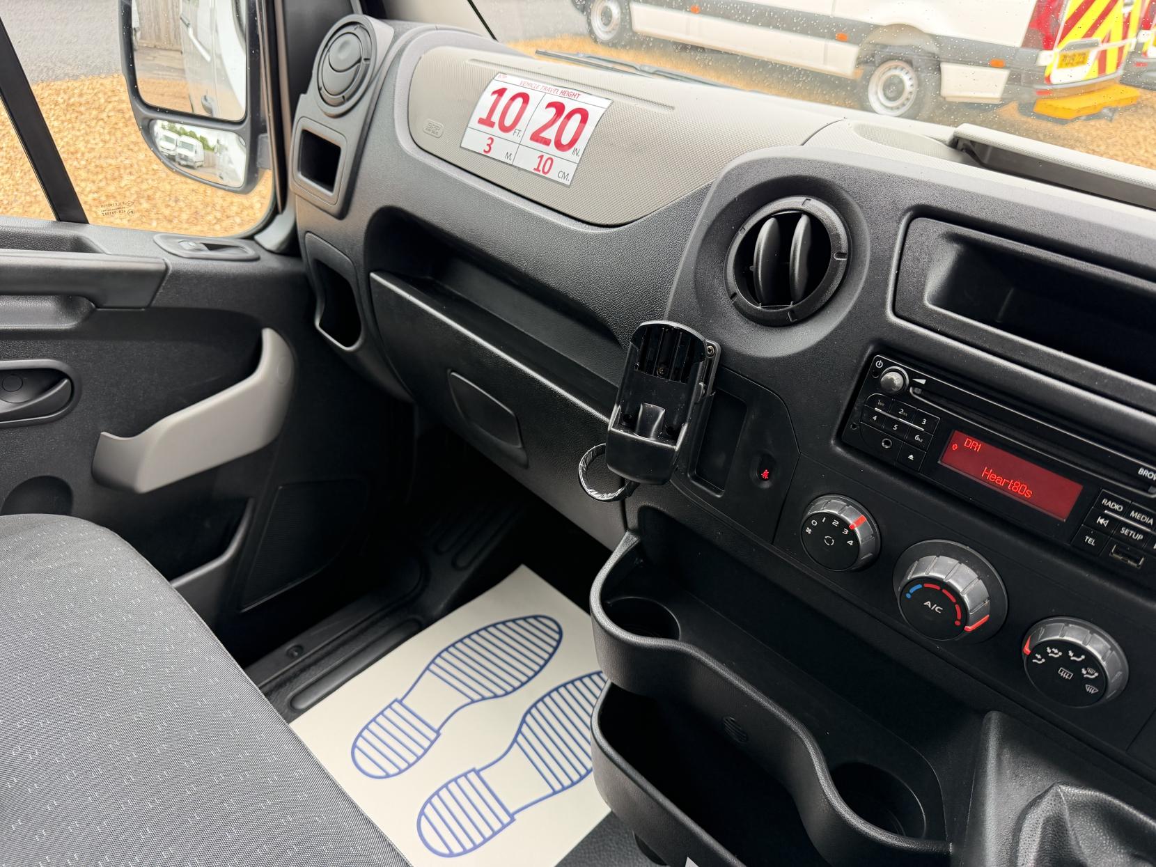 2018 Vauxhall Movano 2.3 CDTi 3500 BiTurbo Panel Van 5dr Diesel Manual FWD L2 H2 Euro 6 (s/s) (145 ps) - Thumbnail 49
