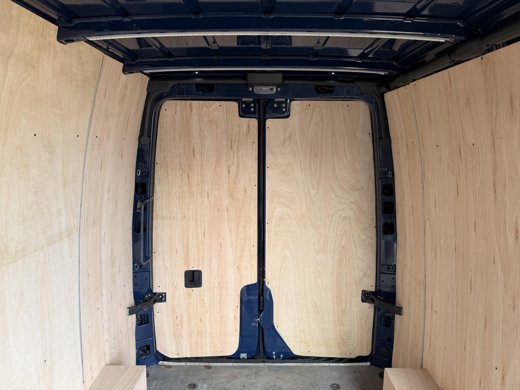 2019 Mercedes-Benz Sprinter 2.1 316 CDI Panel Van 5dr Diesel Manual RWD L2 H2 Euro 6 (163 ps) - Thumbnail 35