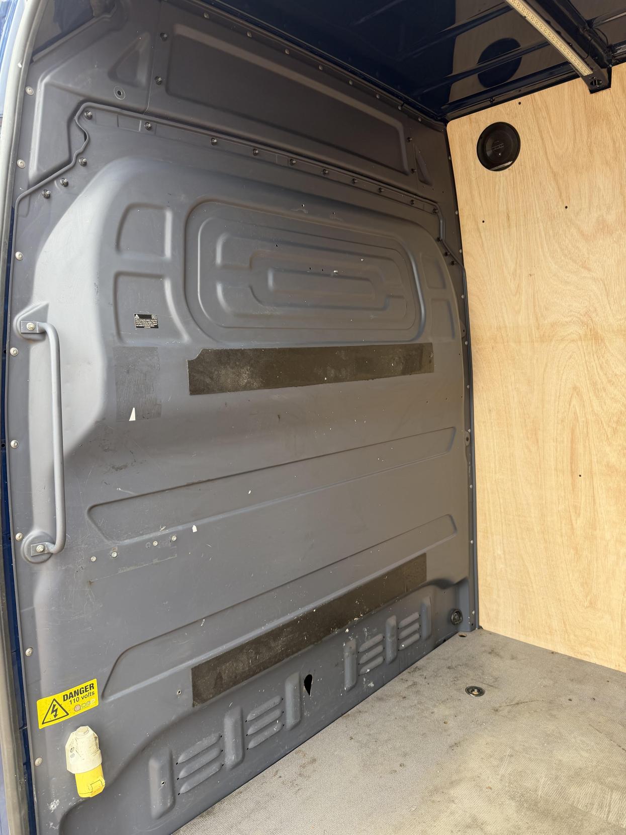 2019 Mercedes-Benz Sprinter 2.1 316 CDI Panel Van 5dr Diesel Manual RWD L2 H2 Euro 6 (163 ps) - Thumbnail 31
