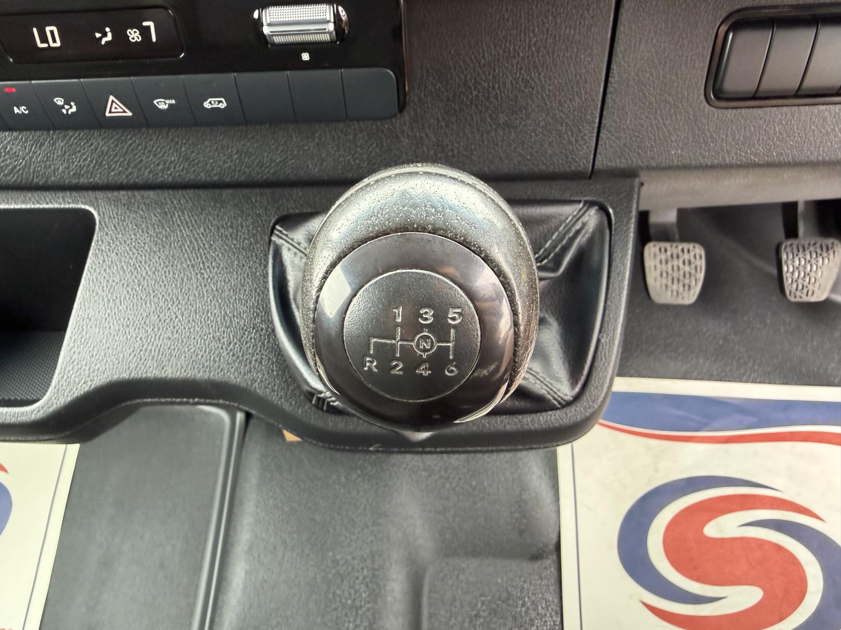 2019 Mercedes-Benz Sprinter 2.1 316 CDI Panel Van 5dr Diesel Manual RWD L2 H2 Euro 6 (163 ps) - Thumbnail 29
